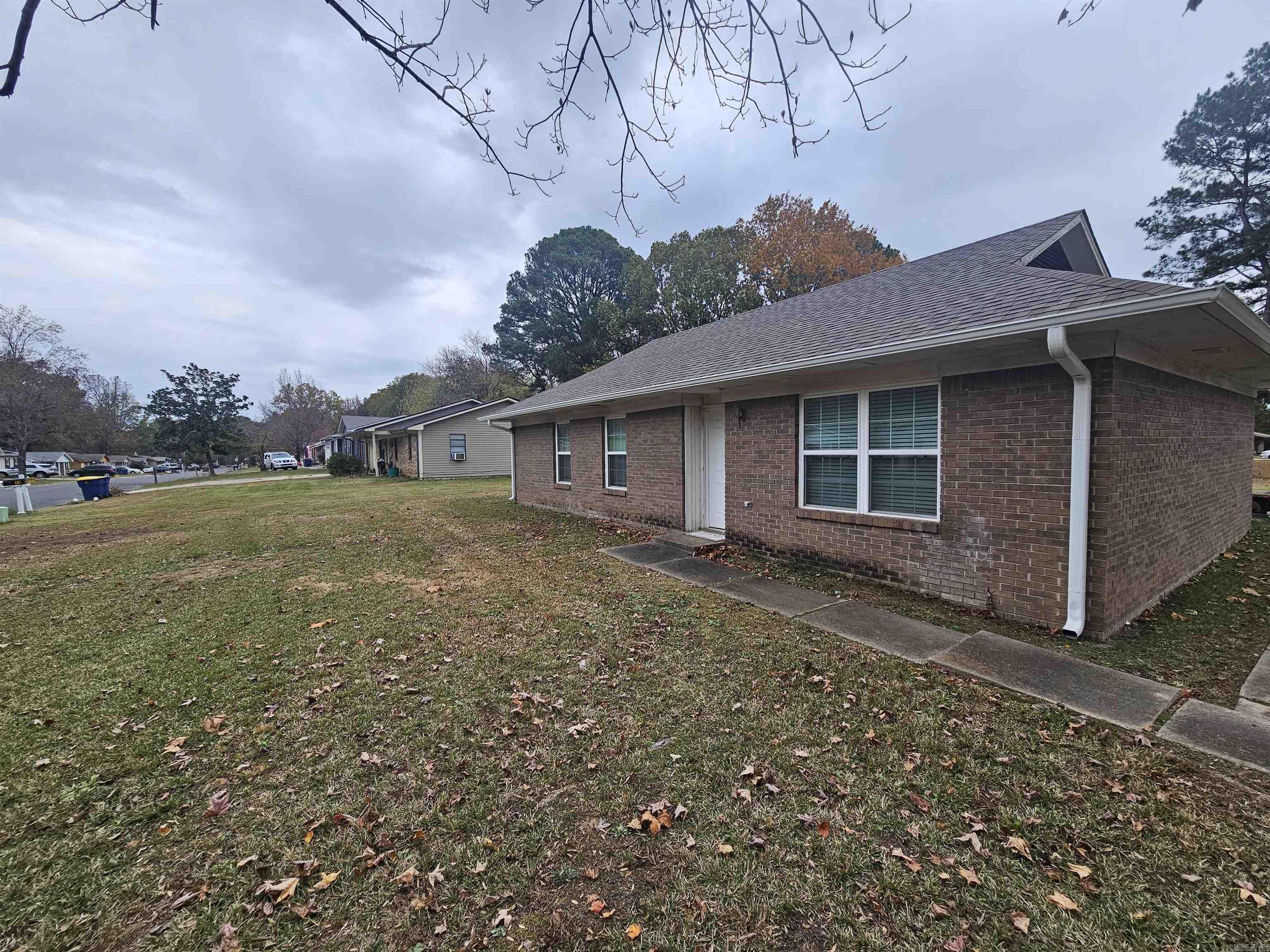10 Meadowlark Drive Property Photo 3