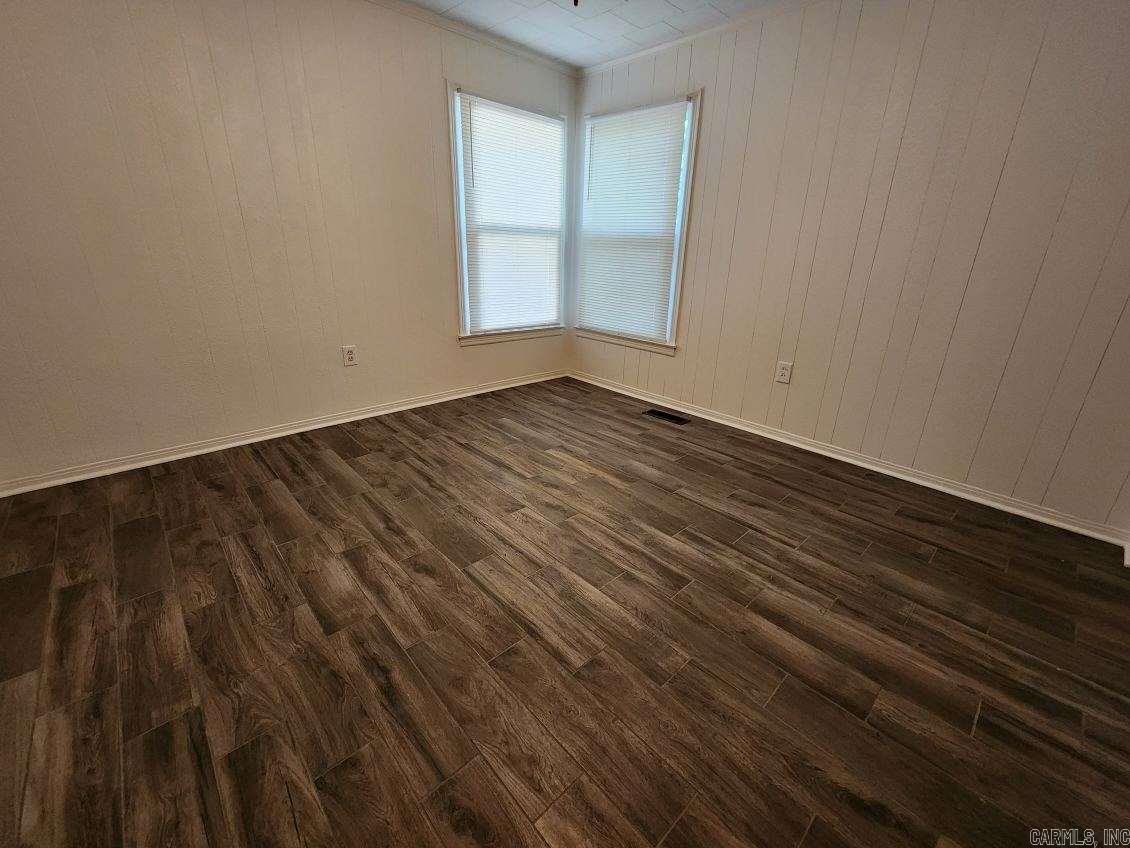 8612 Westwood Avenue Property Photo 3