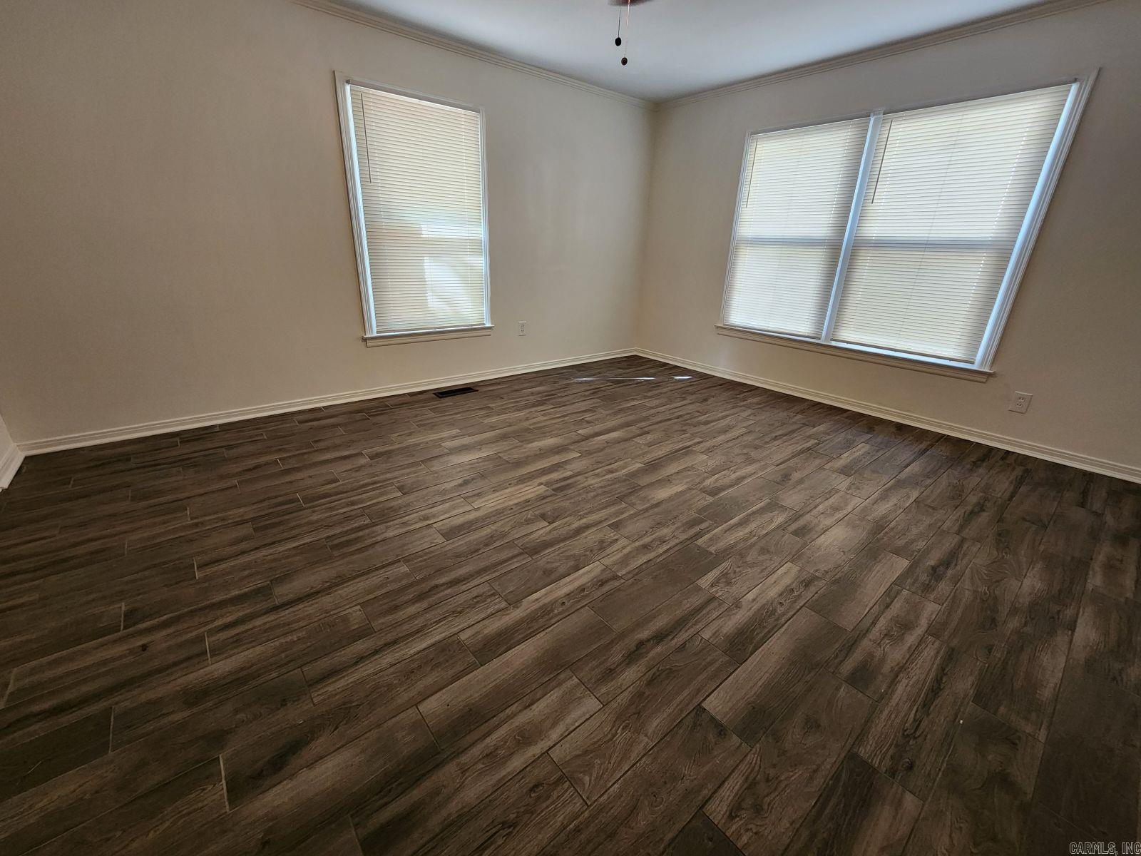 8612 Westwood Avenue Property Photo 8