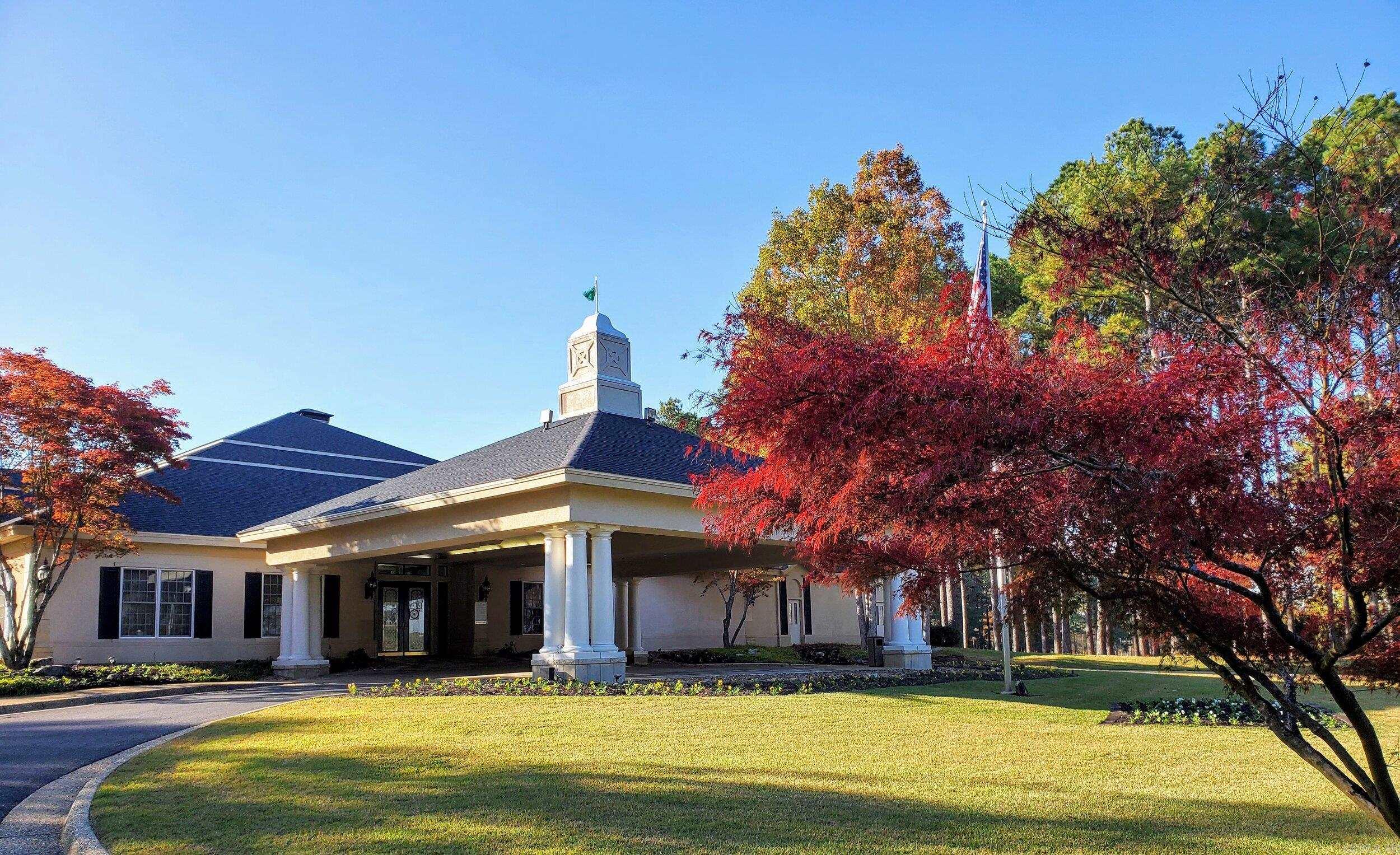 15 Loyola Circle Property Photo 1
