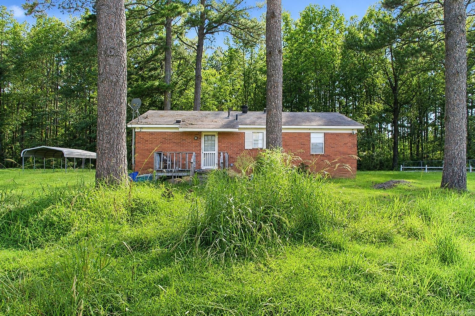 4501 Payton Property Photo 3