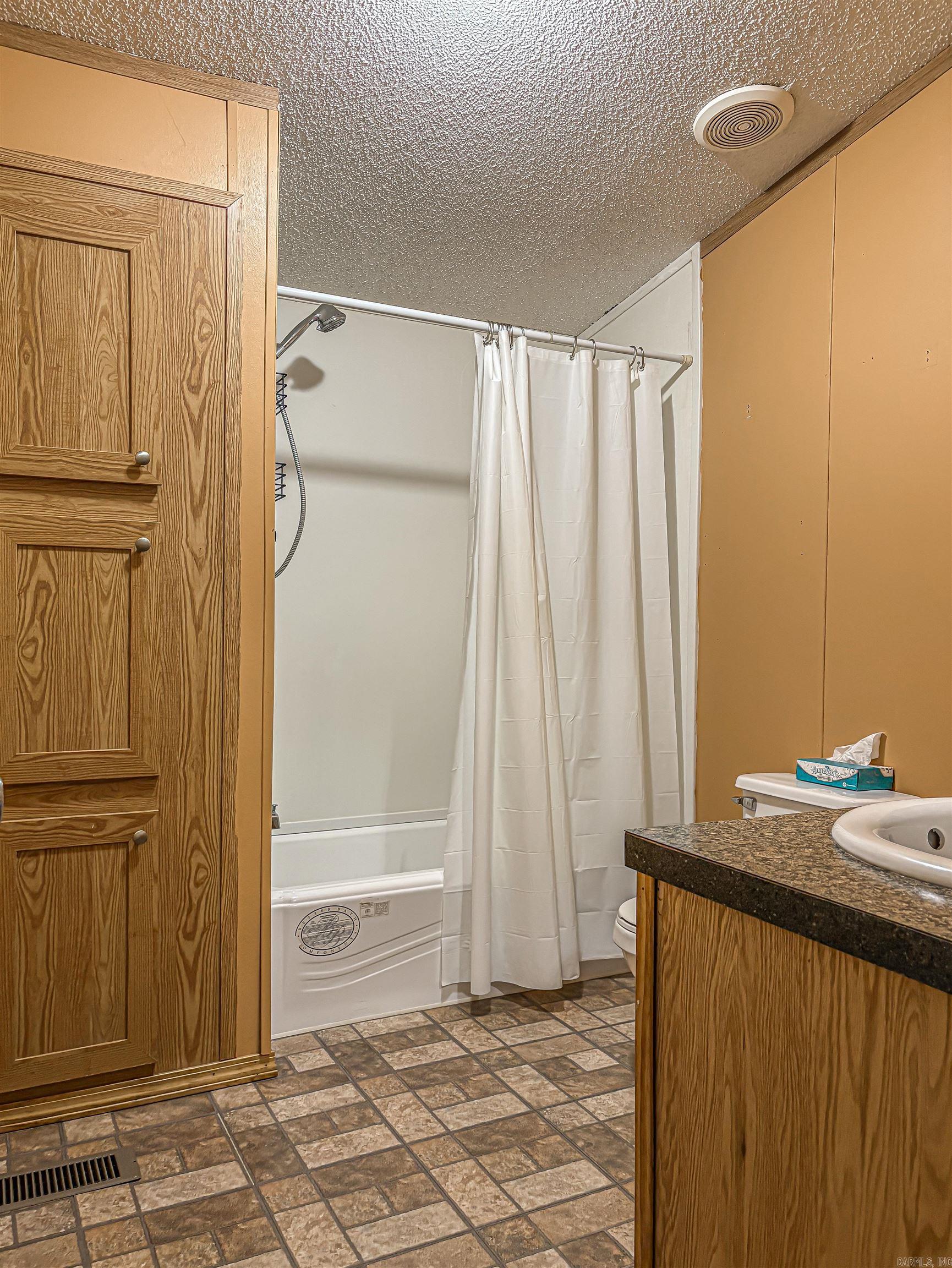 801 Mc 5039 Property Photo 25