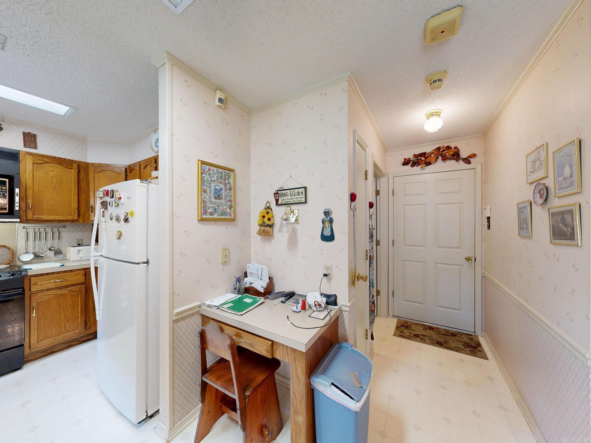 1016 Woodlawn Property Photo 18