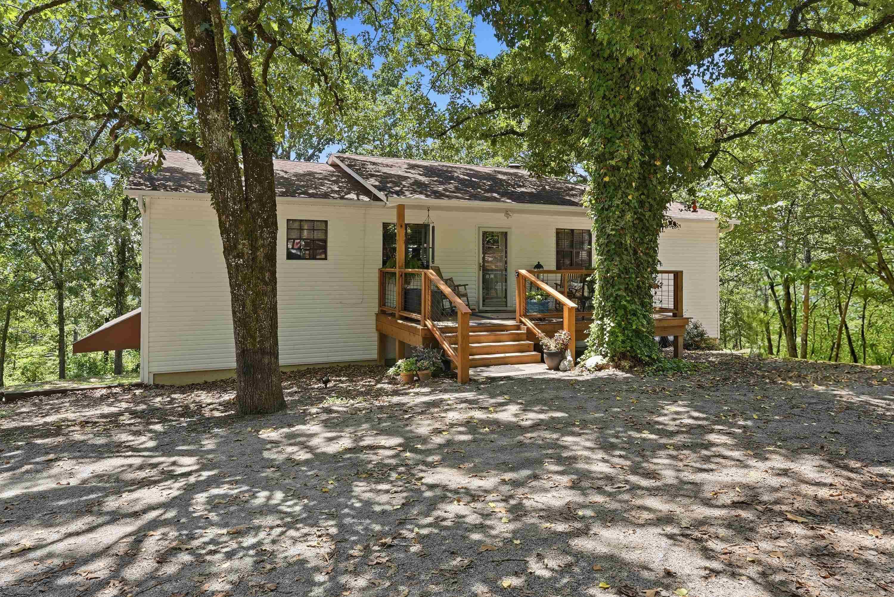 79 Jones Hill Lane Property Photo 1