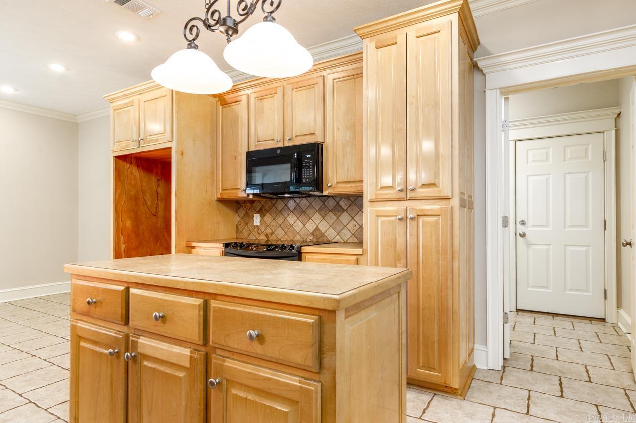 1565 Declaration Cove Property Photo 7