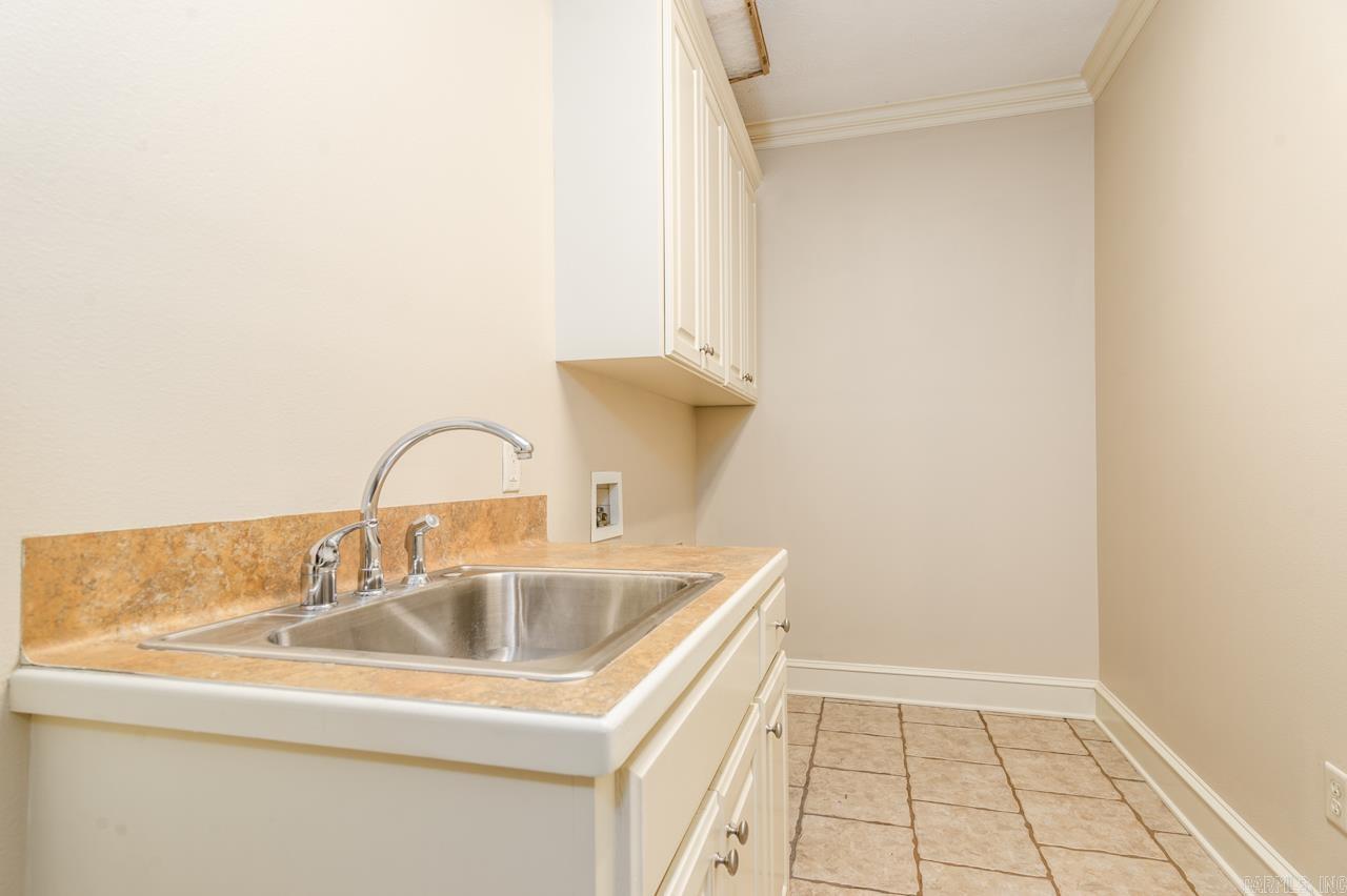 1565 Declaration Cove Property Photo 18