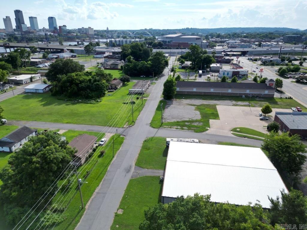 200 N Cedar Street Property Photo 4