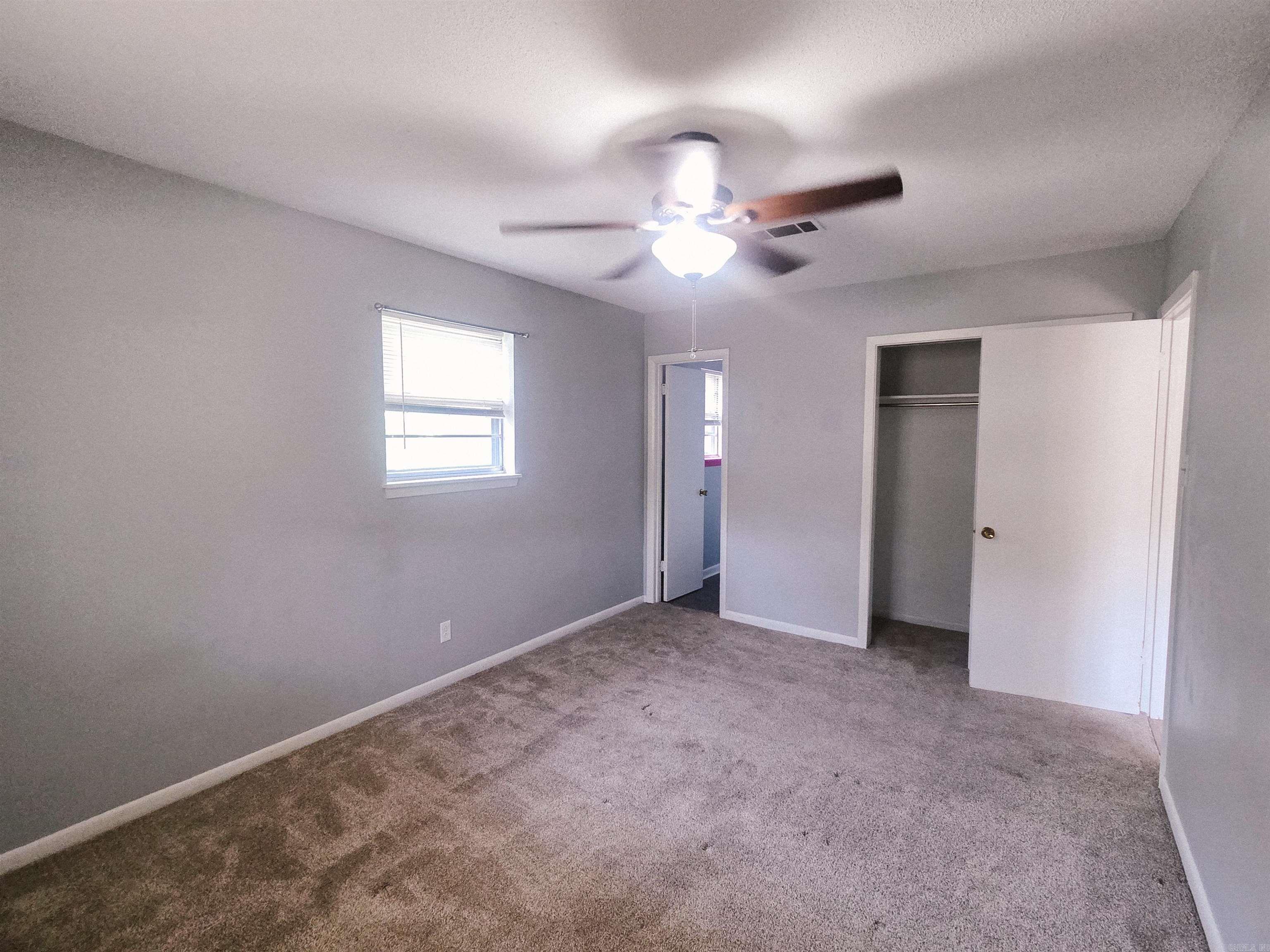 1202 S Wood St Property Photo 13
