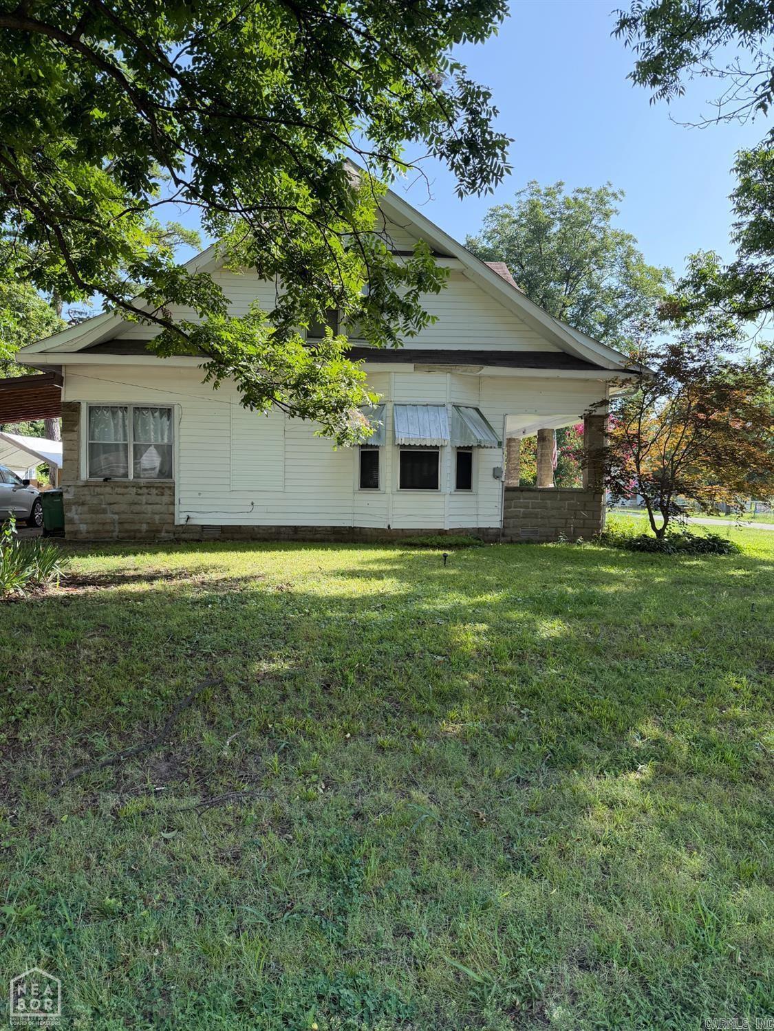 214 Sw Lawrence Property Photo 2