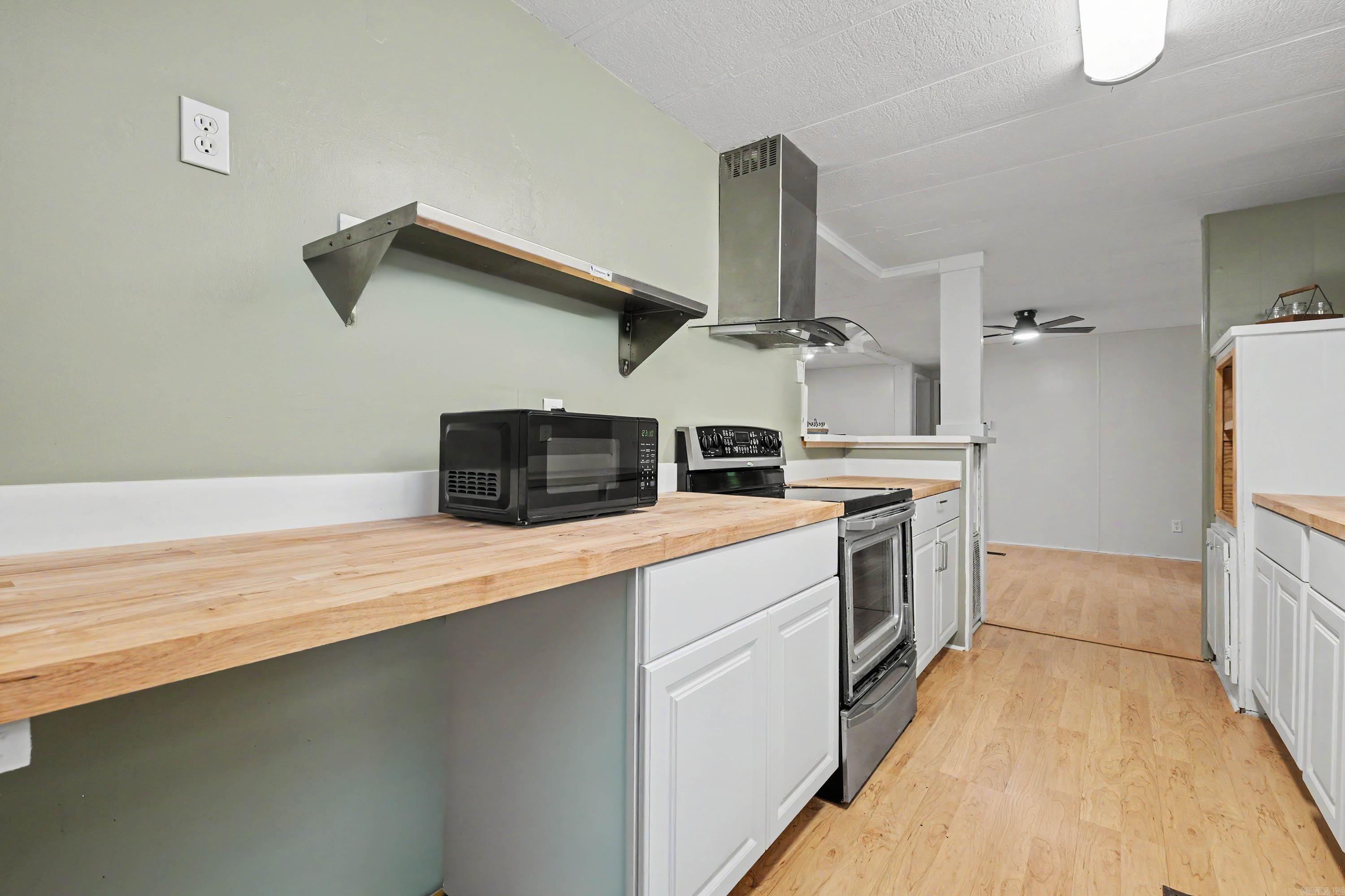 924 Cove Creek Road Property Photo 14