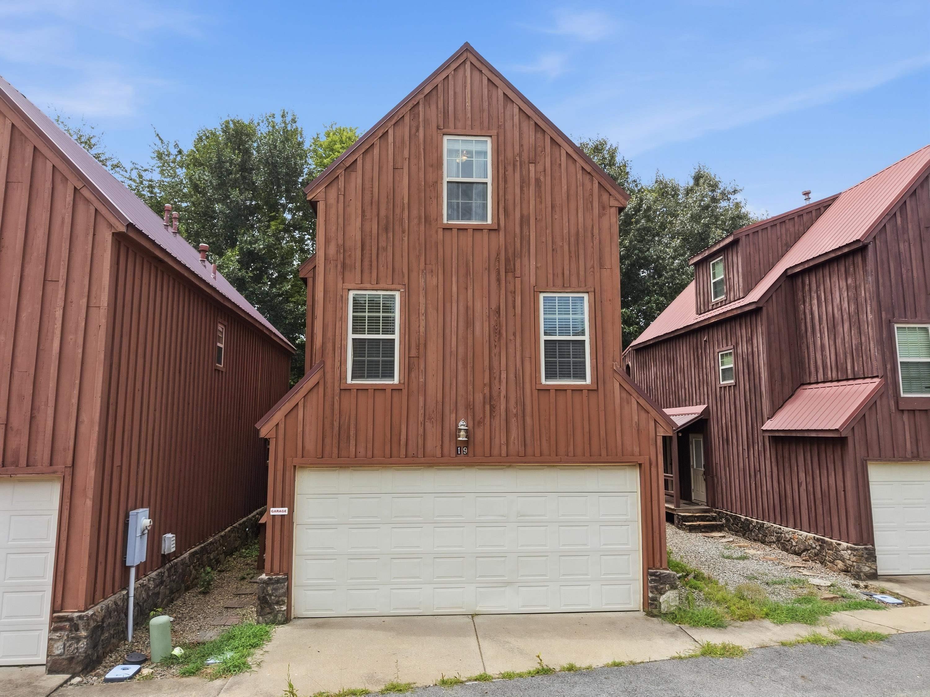 19 Winkley Cove Property Photo 4