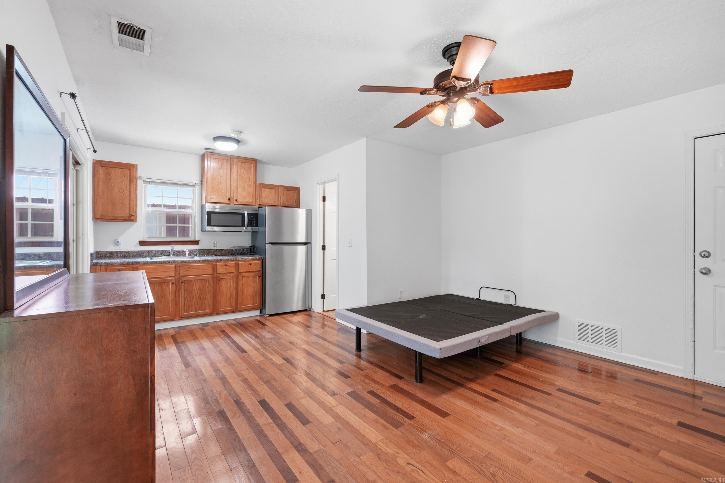 19 Winkley Cove Property Photo 6