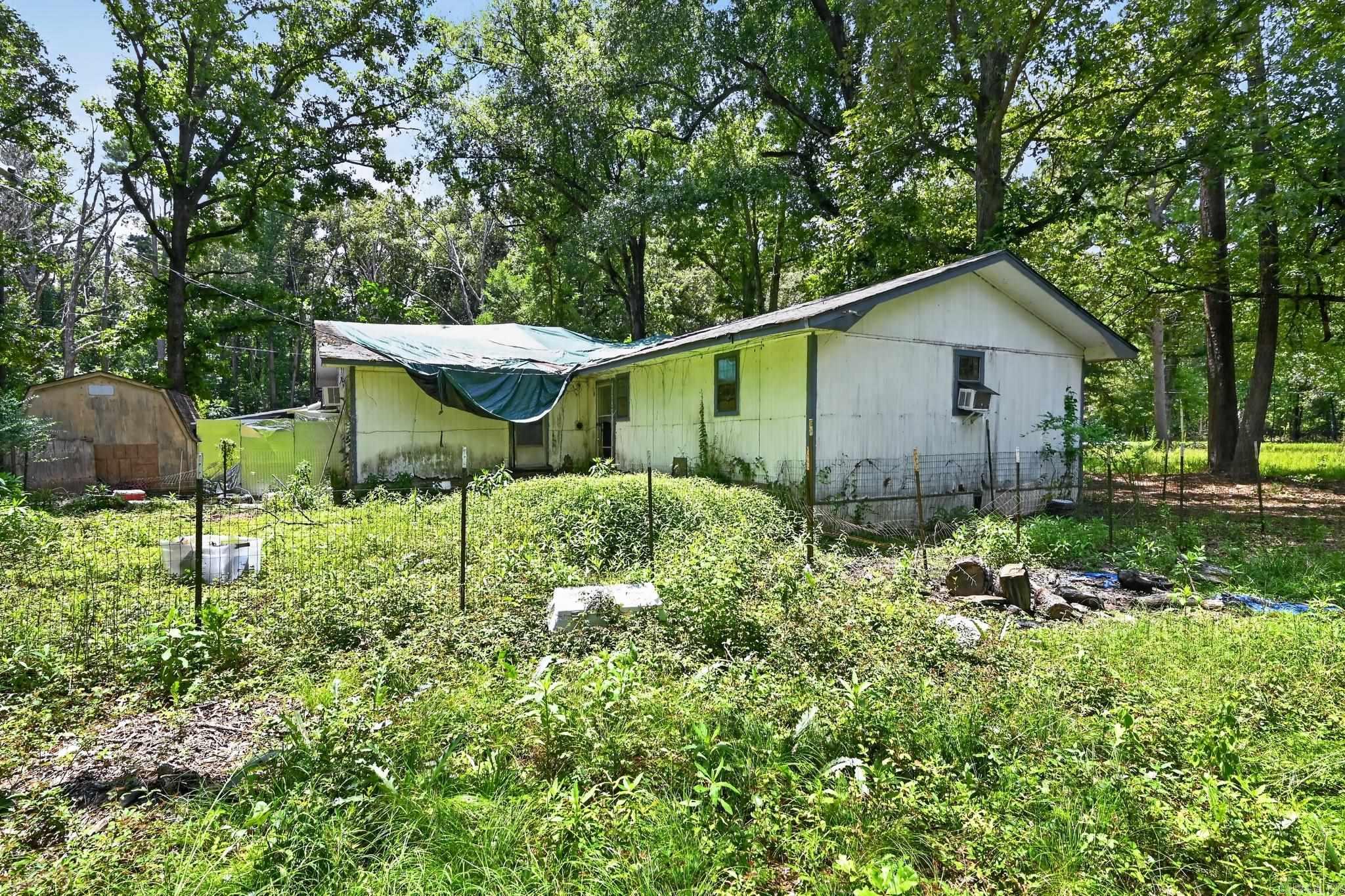 901 Mockingbird Lane Property Photo 5