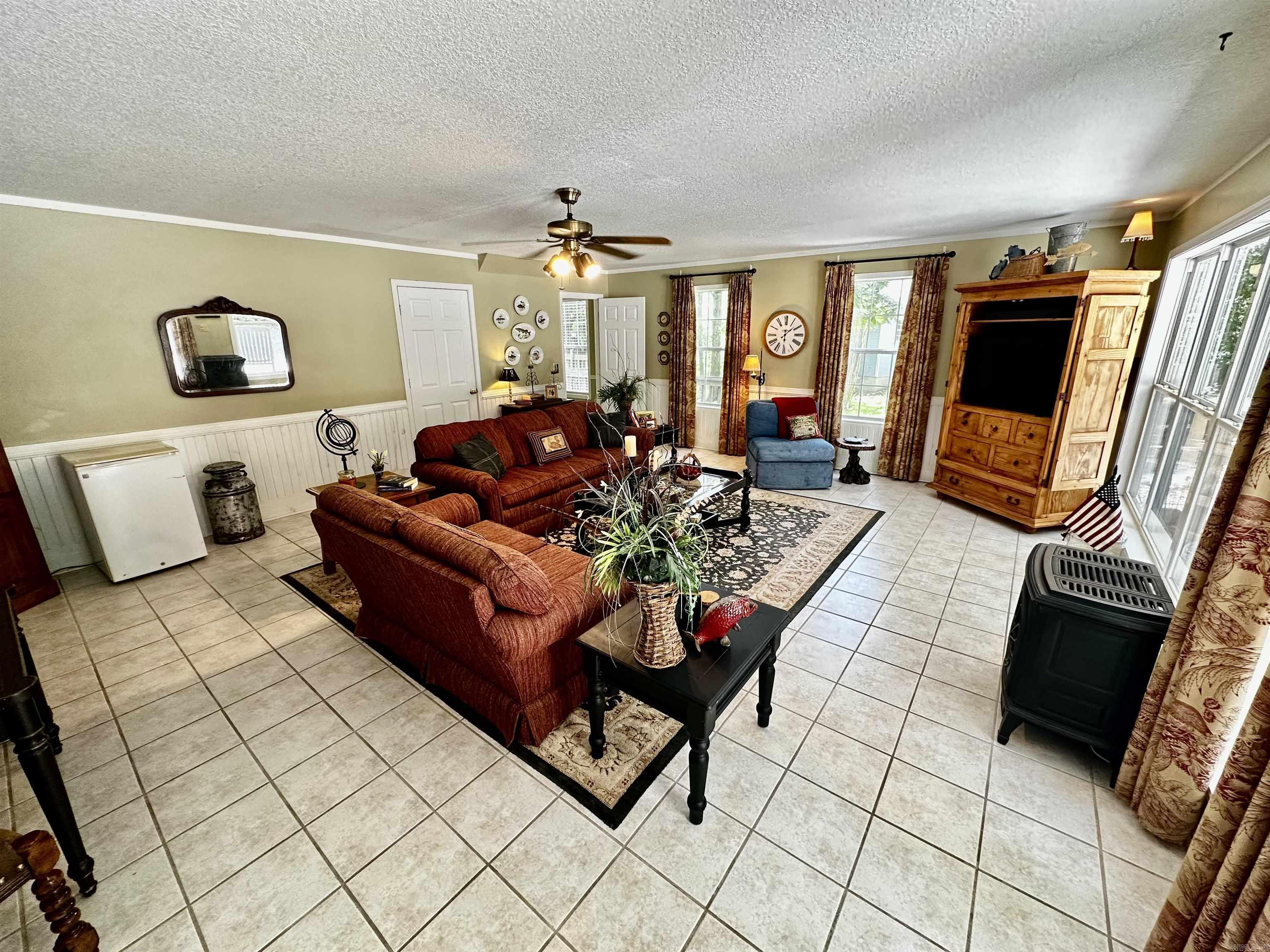 299 Buck Pond Road Property Photo 3