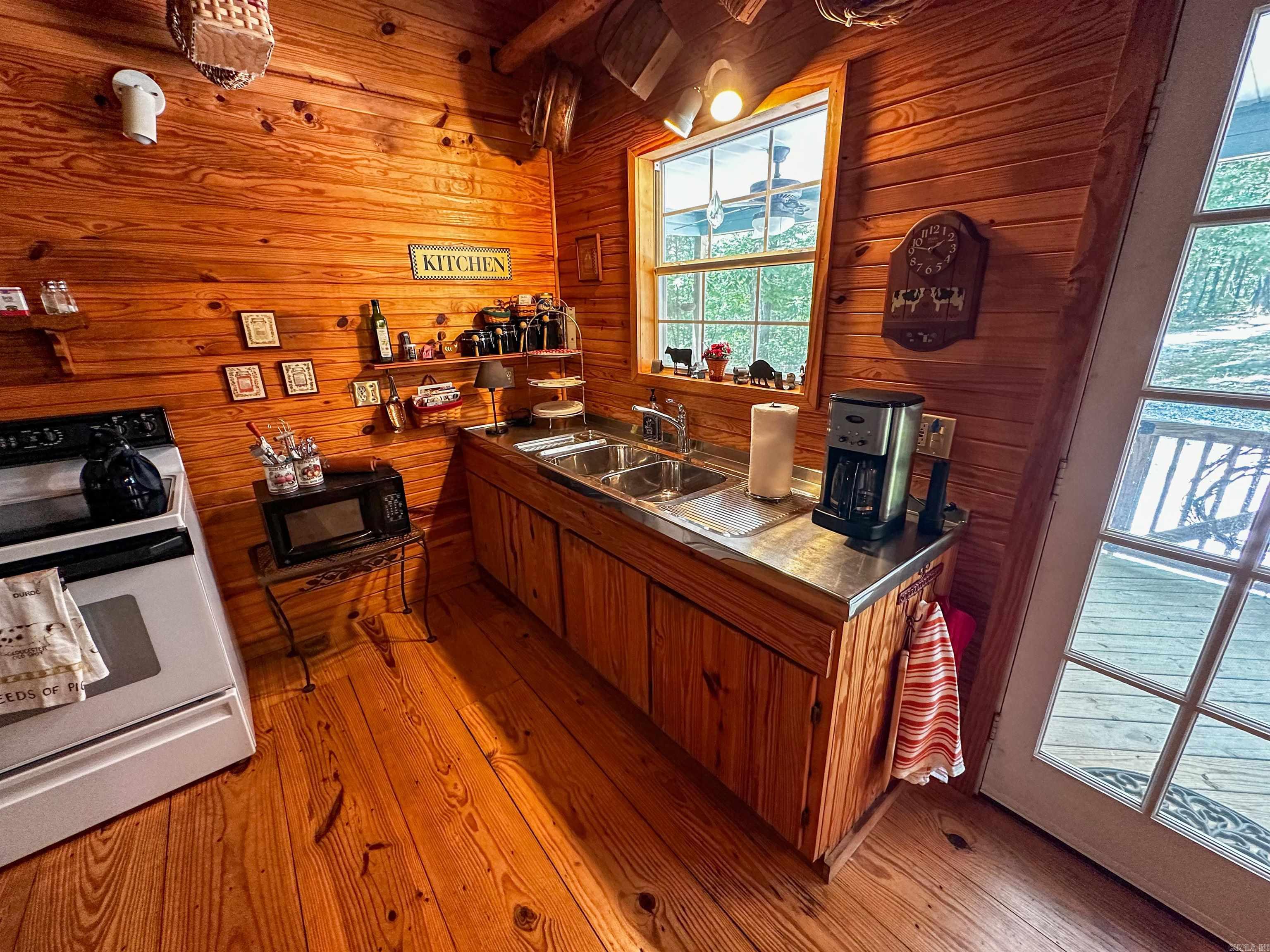 299 Buck Pond Road Property Photo 29