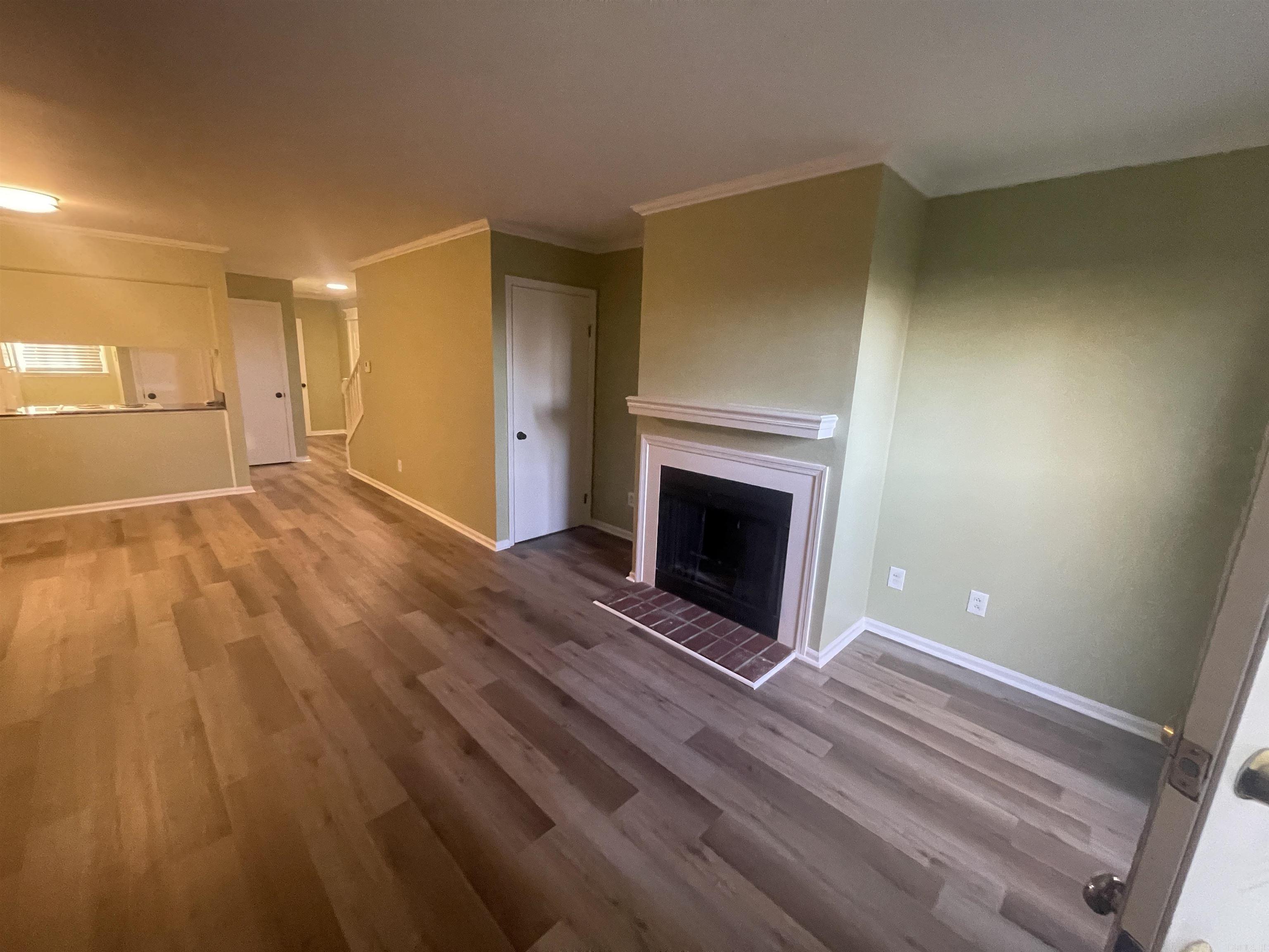 504 Green Mountain Drive #305 Property Photo 6
