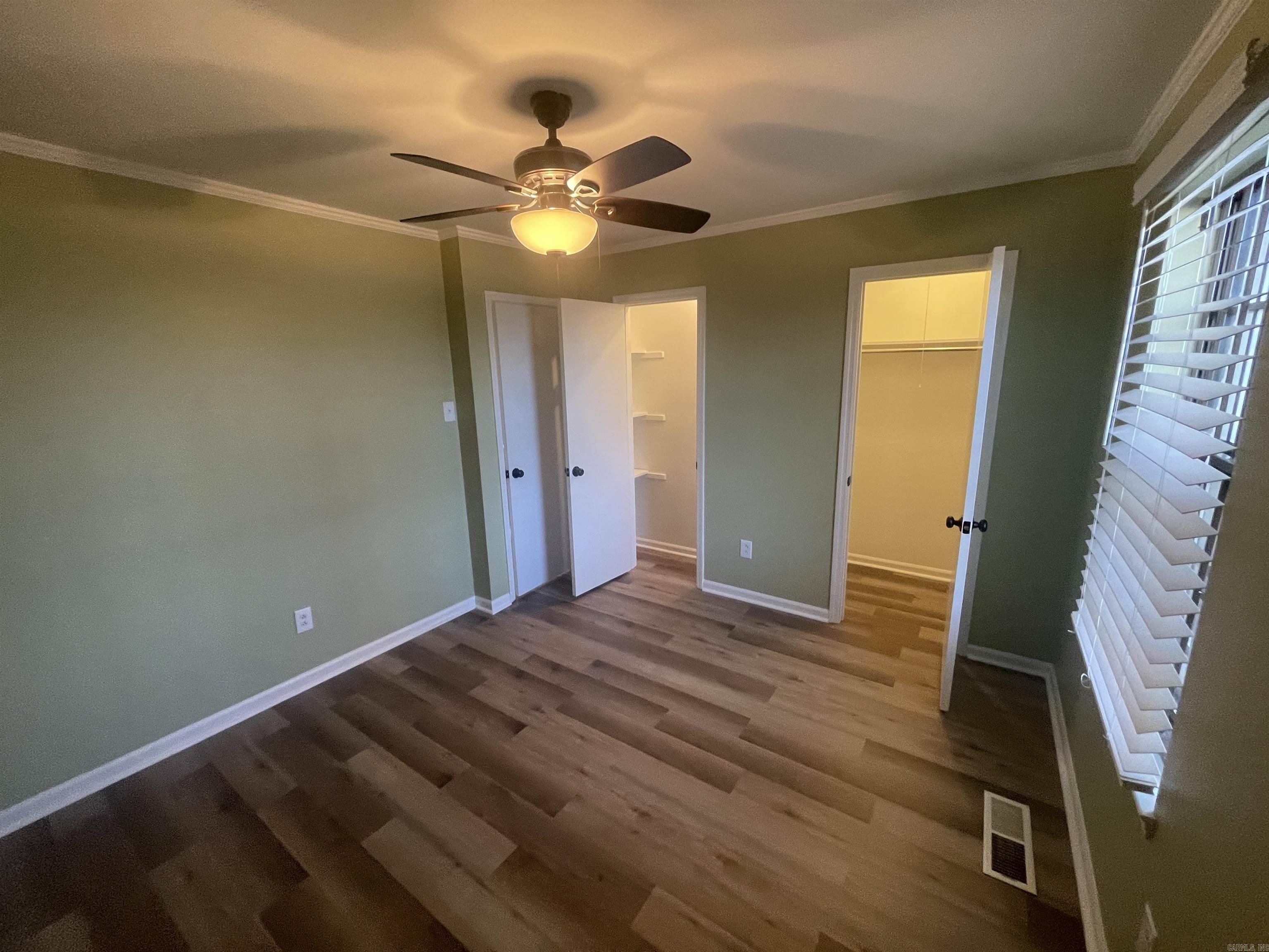 504 Green Mountain Drive #305 Property Photo 13