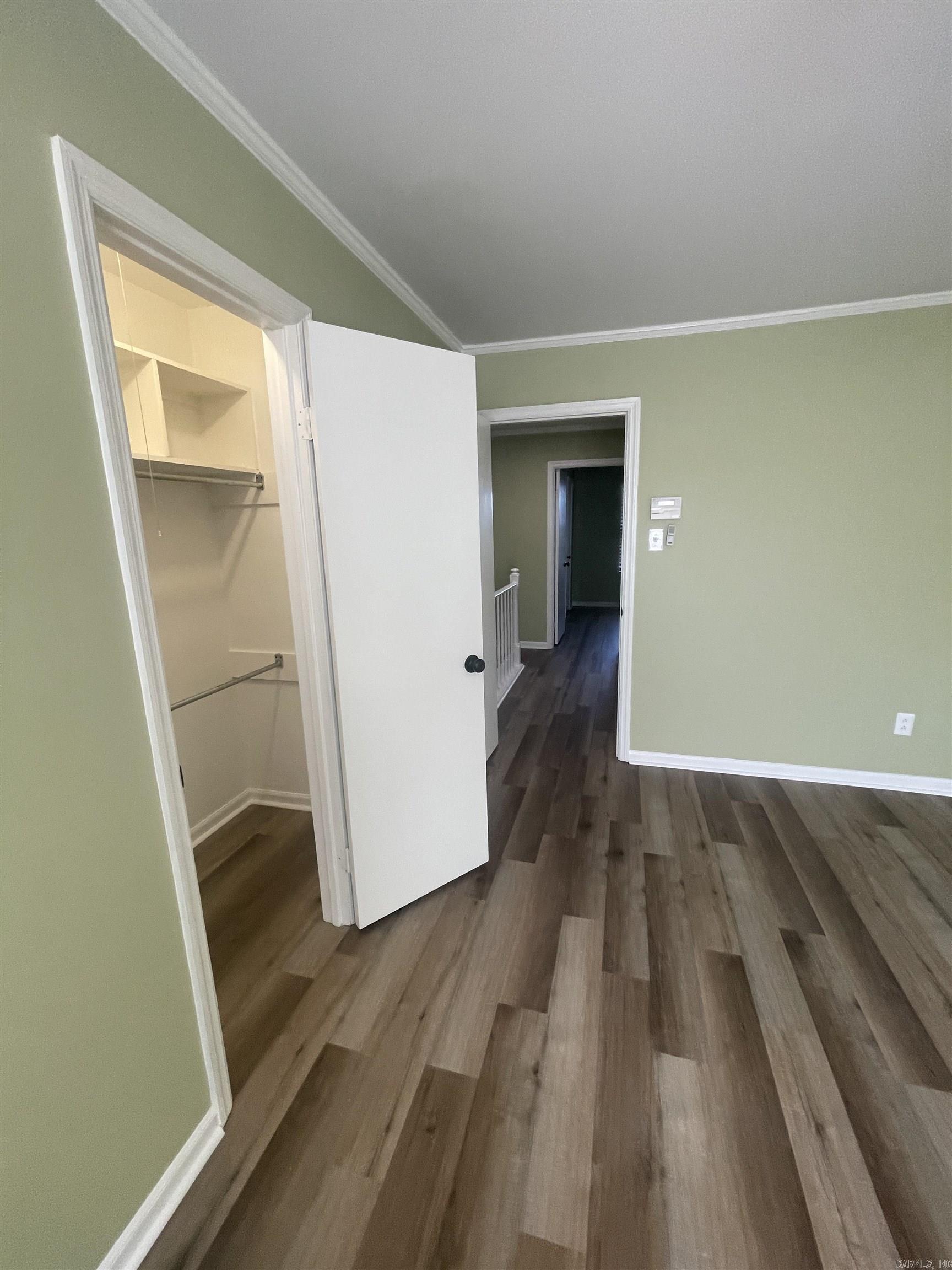 504 Green Mountain Drive #305 Property Photo 20