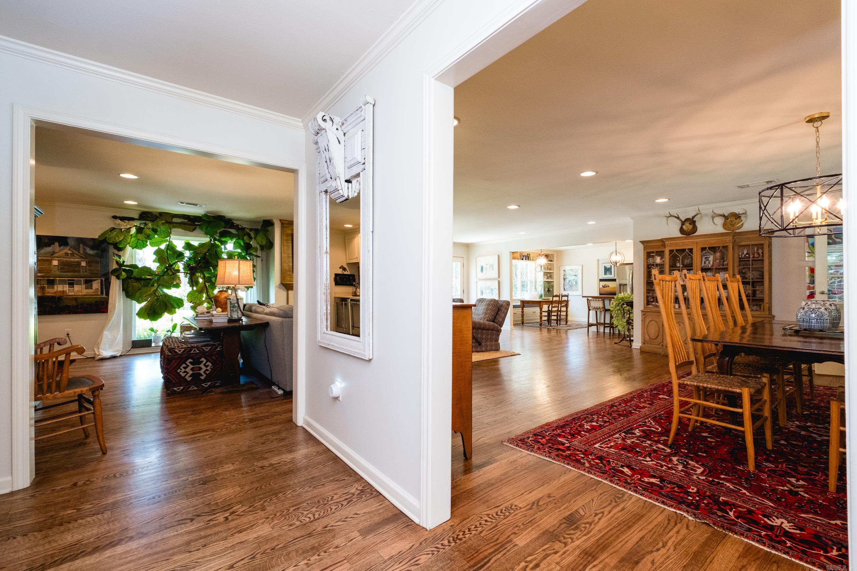 7 Ranch Valley Road Property Photo 4