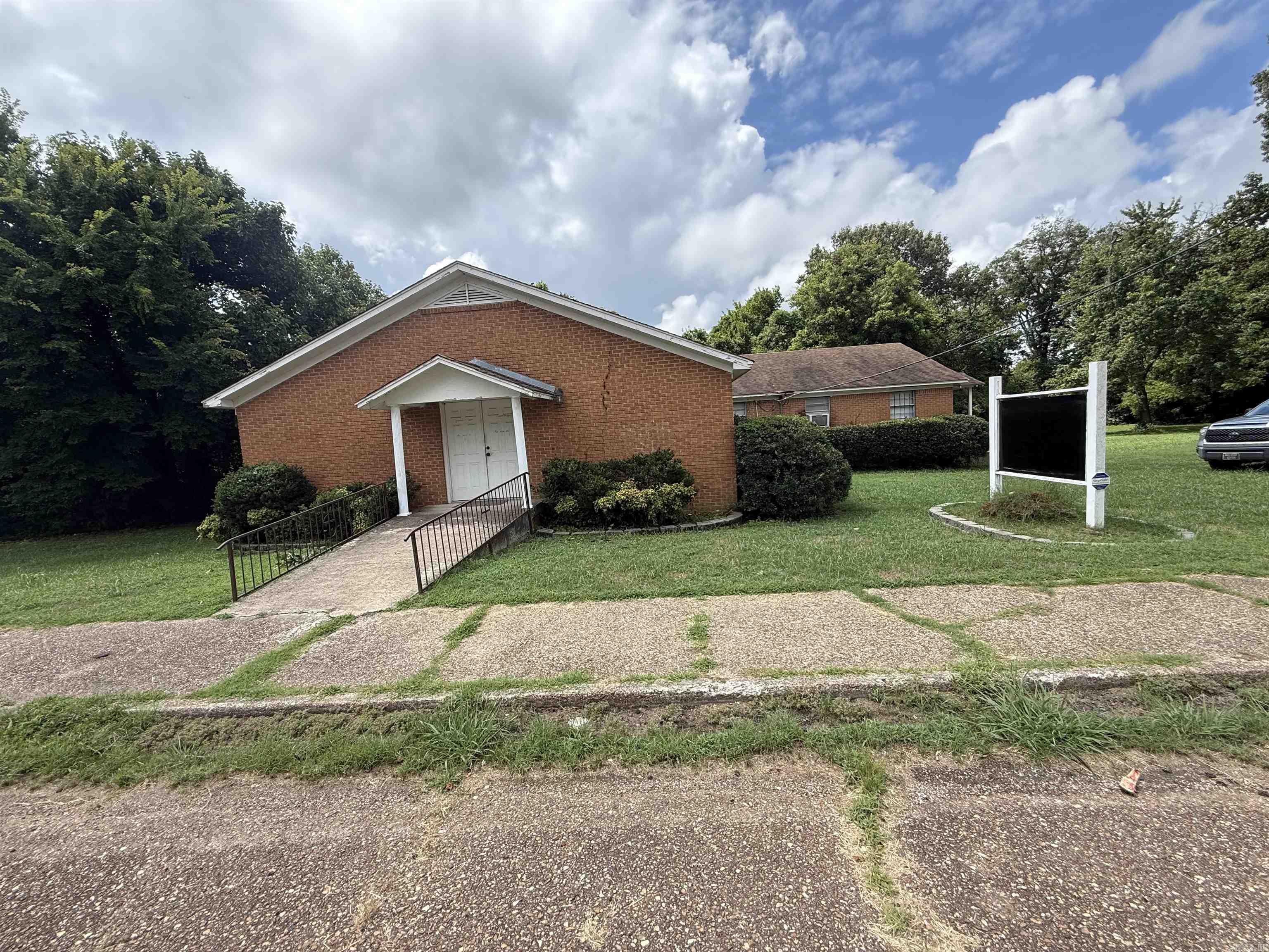 802 Main Street Property Photo 1