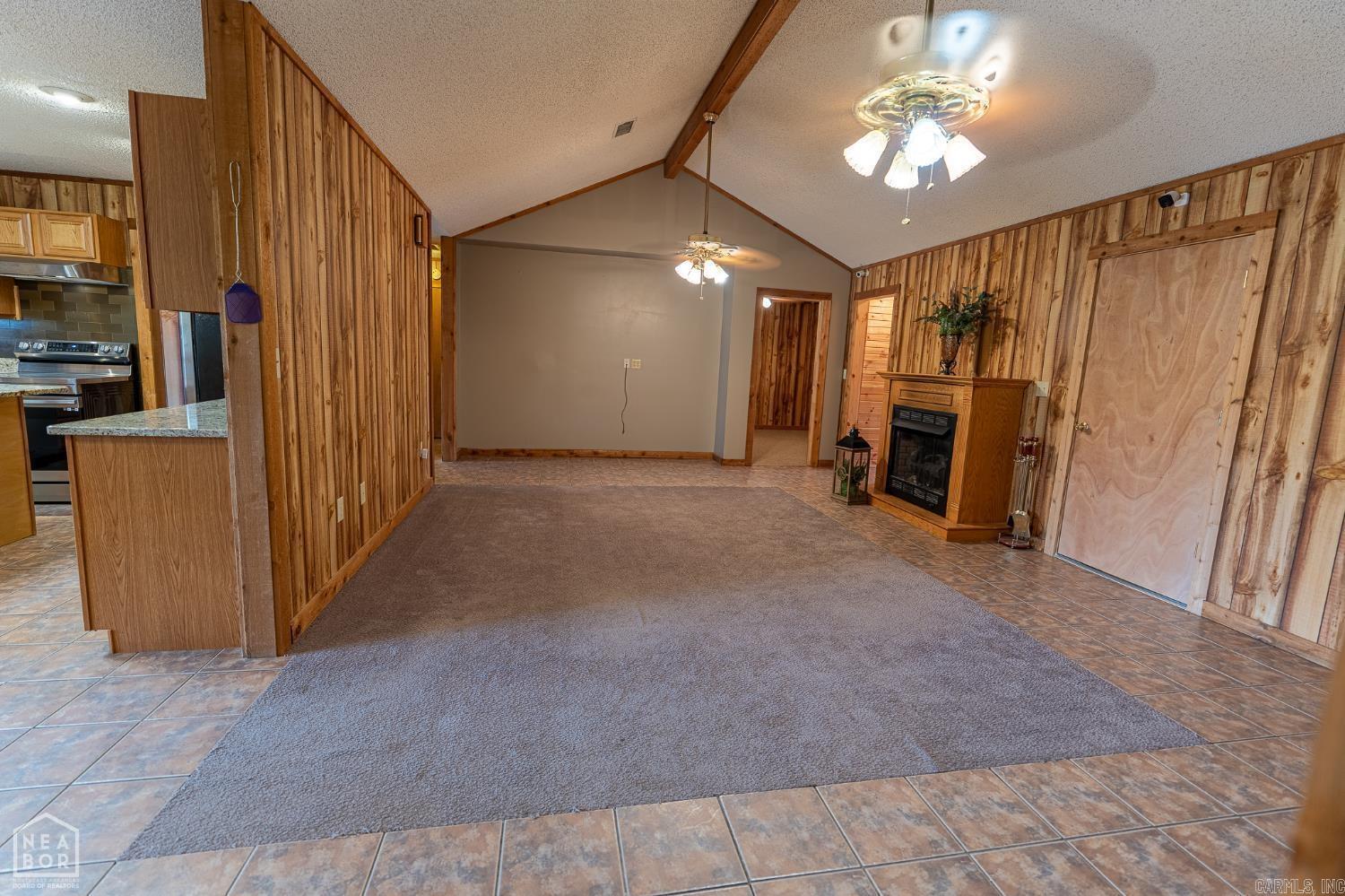 90 County Road 7415 Property Photo 7
