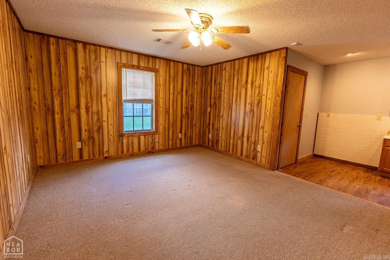 90 County Road 7415 Property Photo 14