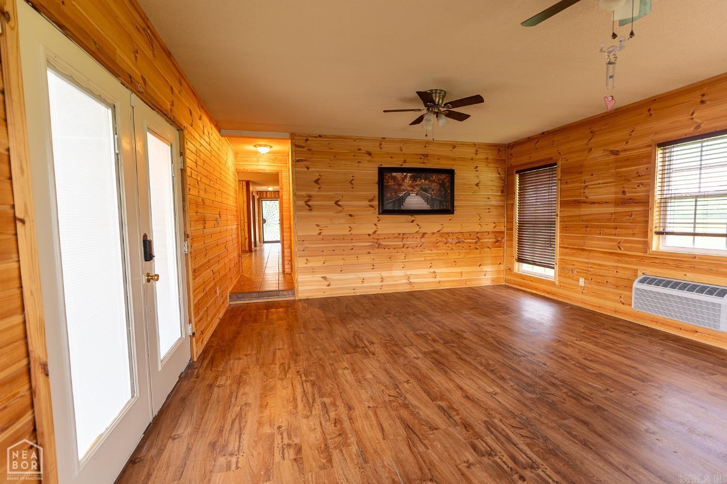 90 County Road 7415 Property Photo 23