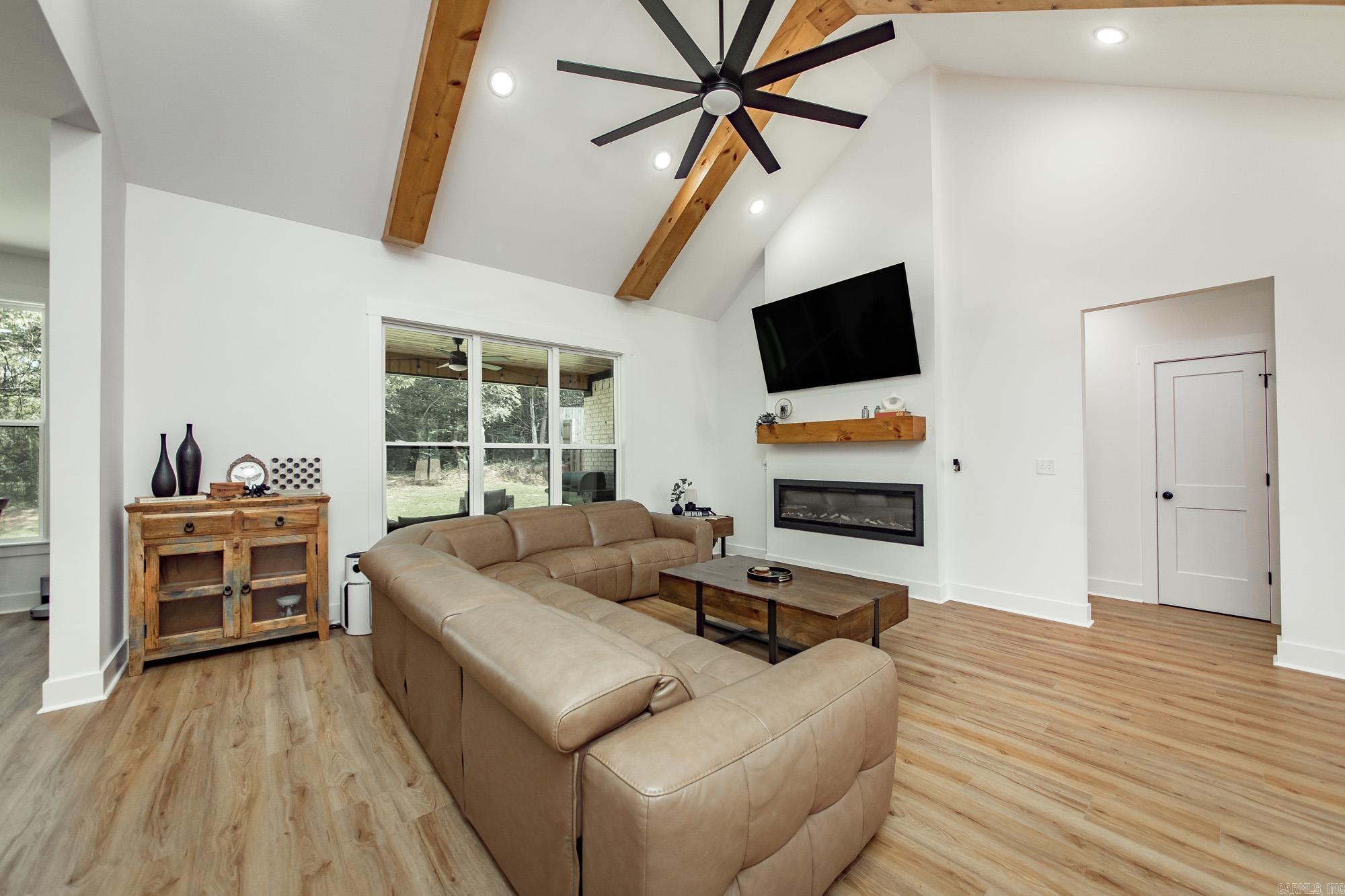 27 Denali Drive Property Photo 6
