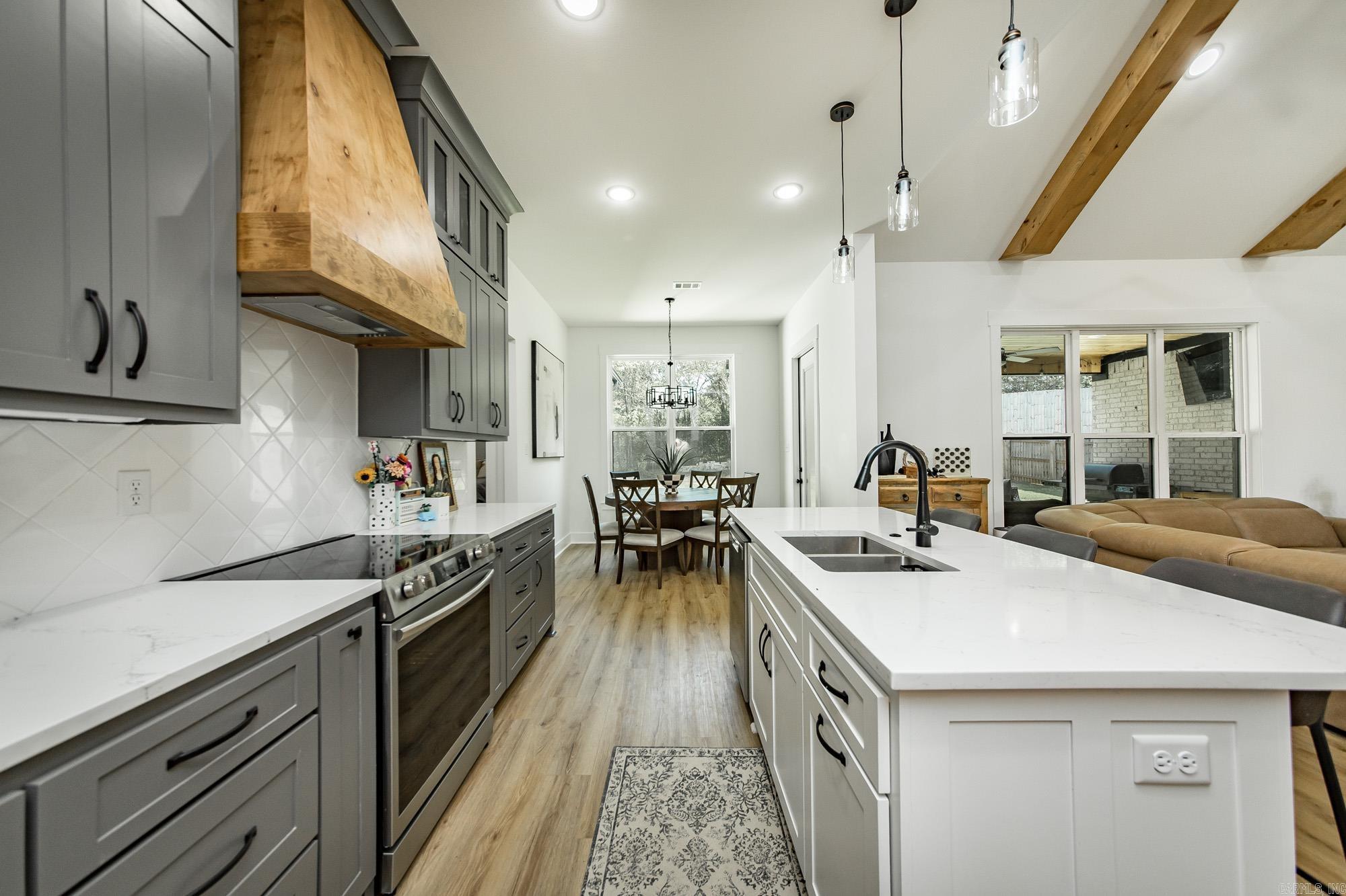 27 Denali Drive Property Photo 9