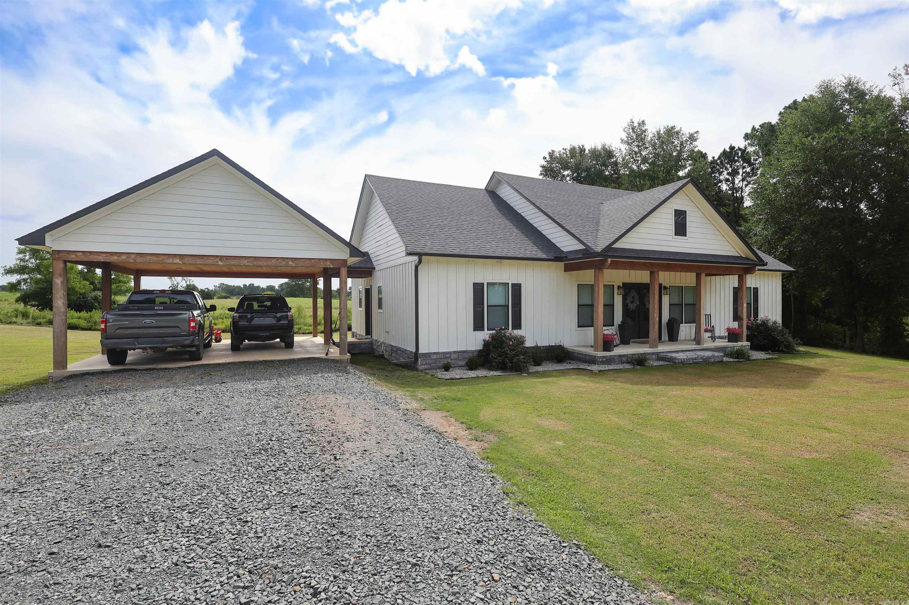 16284 Hwy 278 Property Photo 4