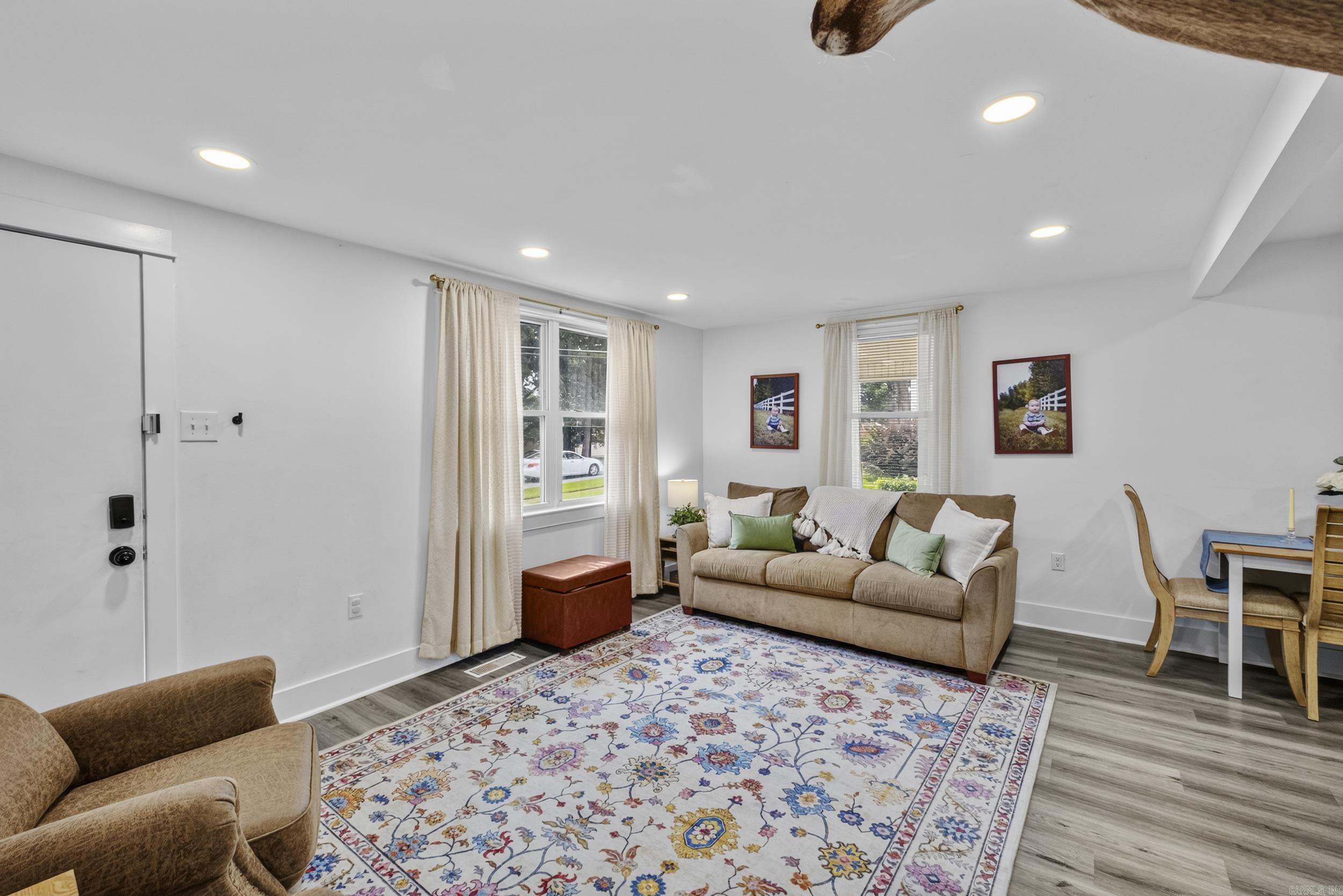 201 Sherwood Avenue Property Photo 8