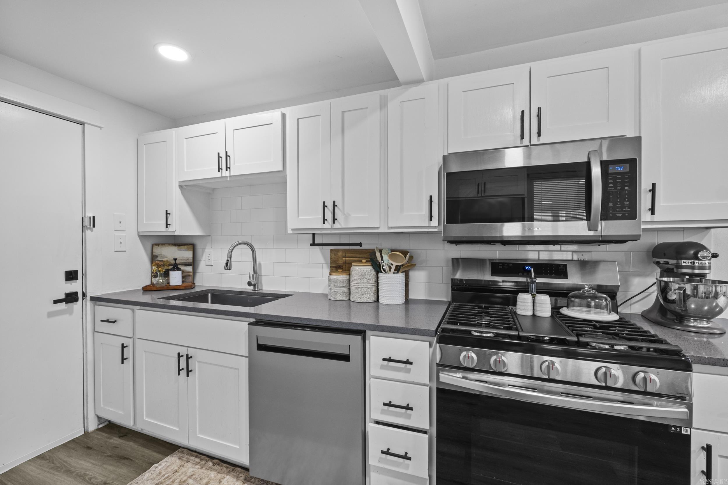 201 Sherwood Avenue Property Photo 12