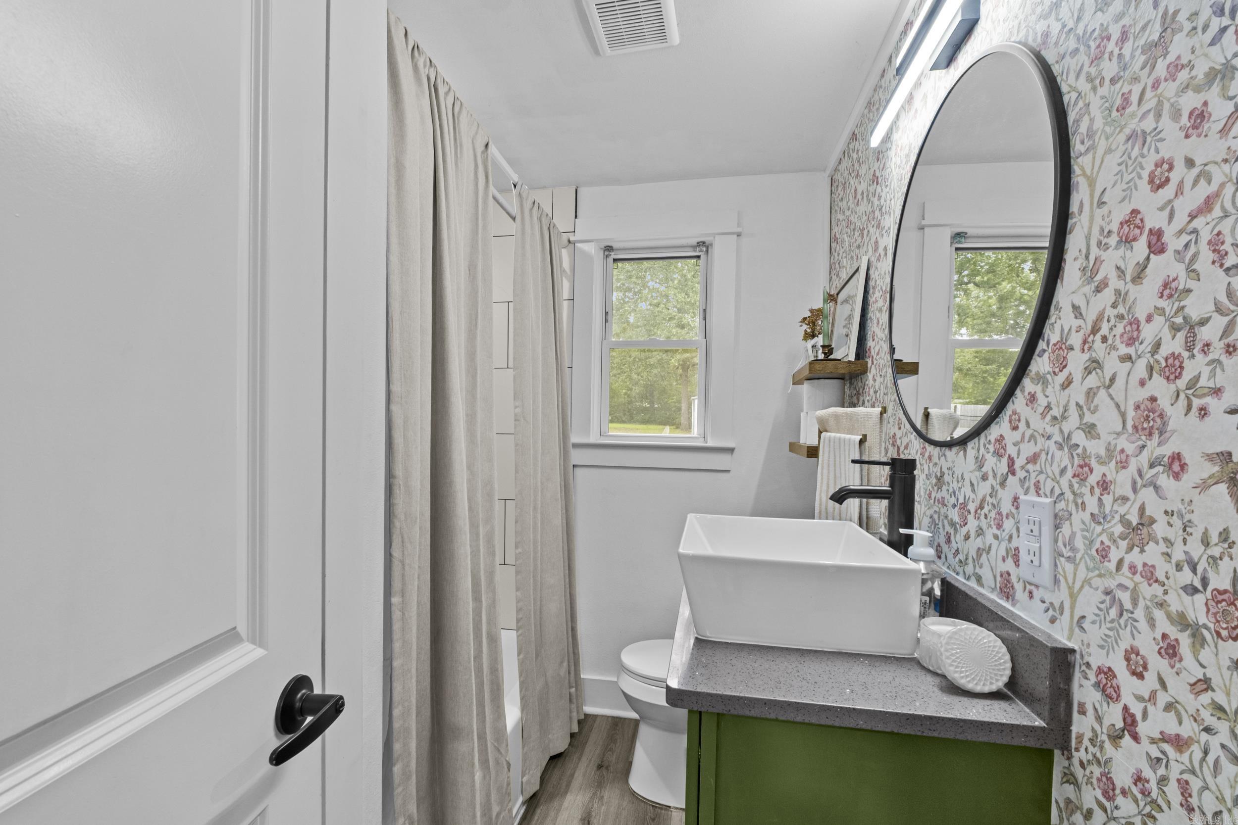 201 Sherwood Avenue Property Photo 18