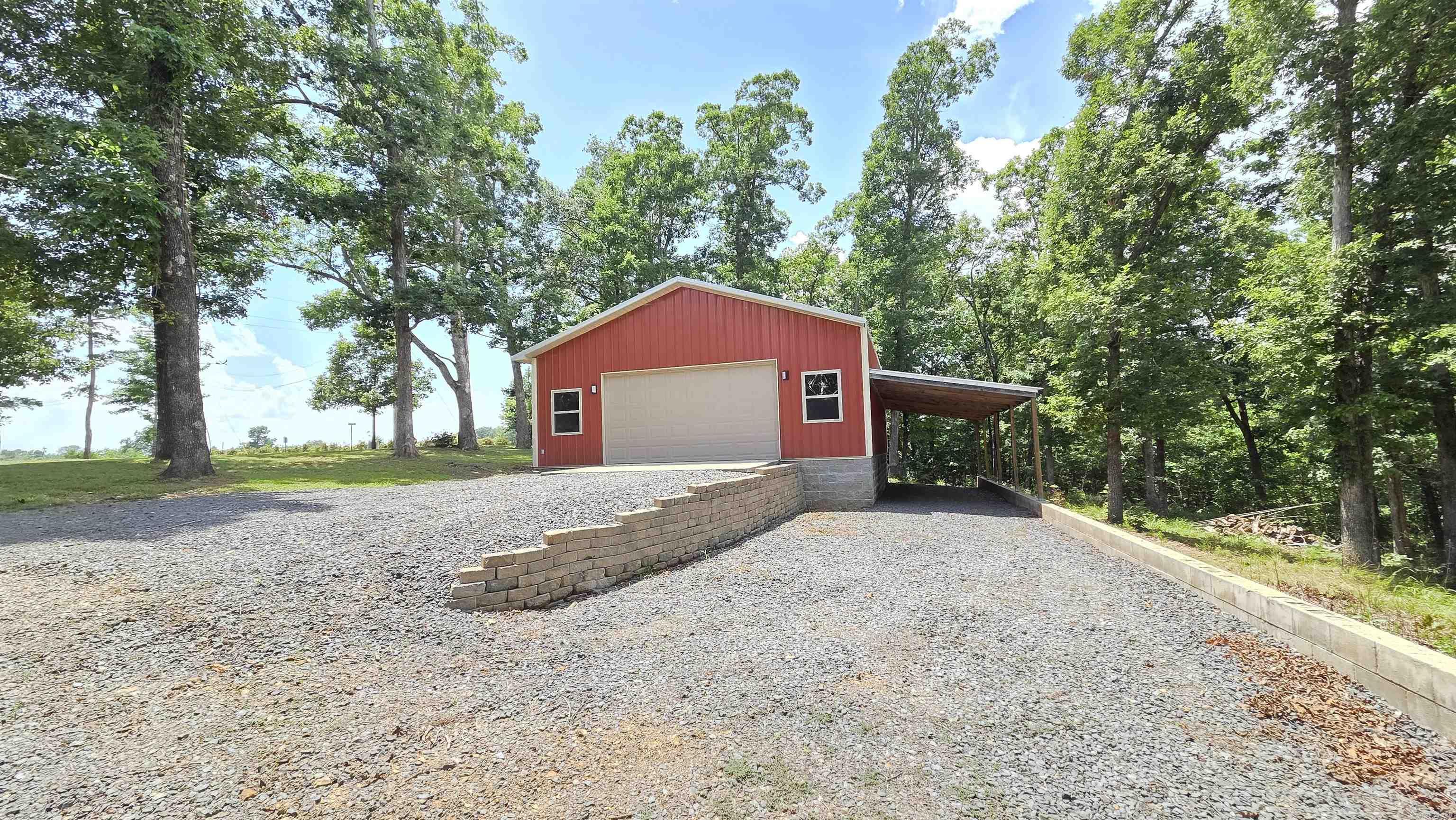 189 Watersedge Lane Property Photo 14