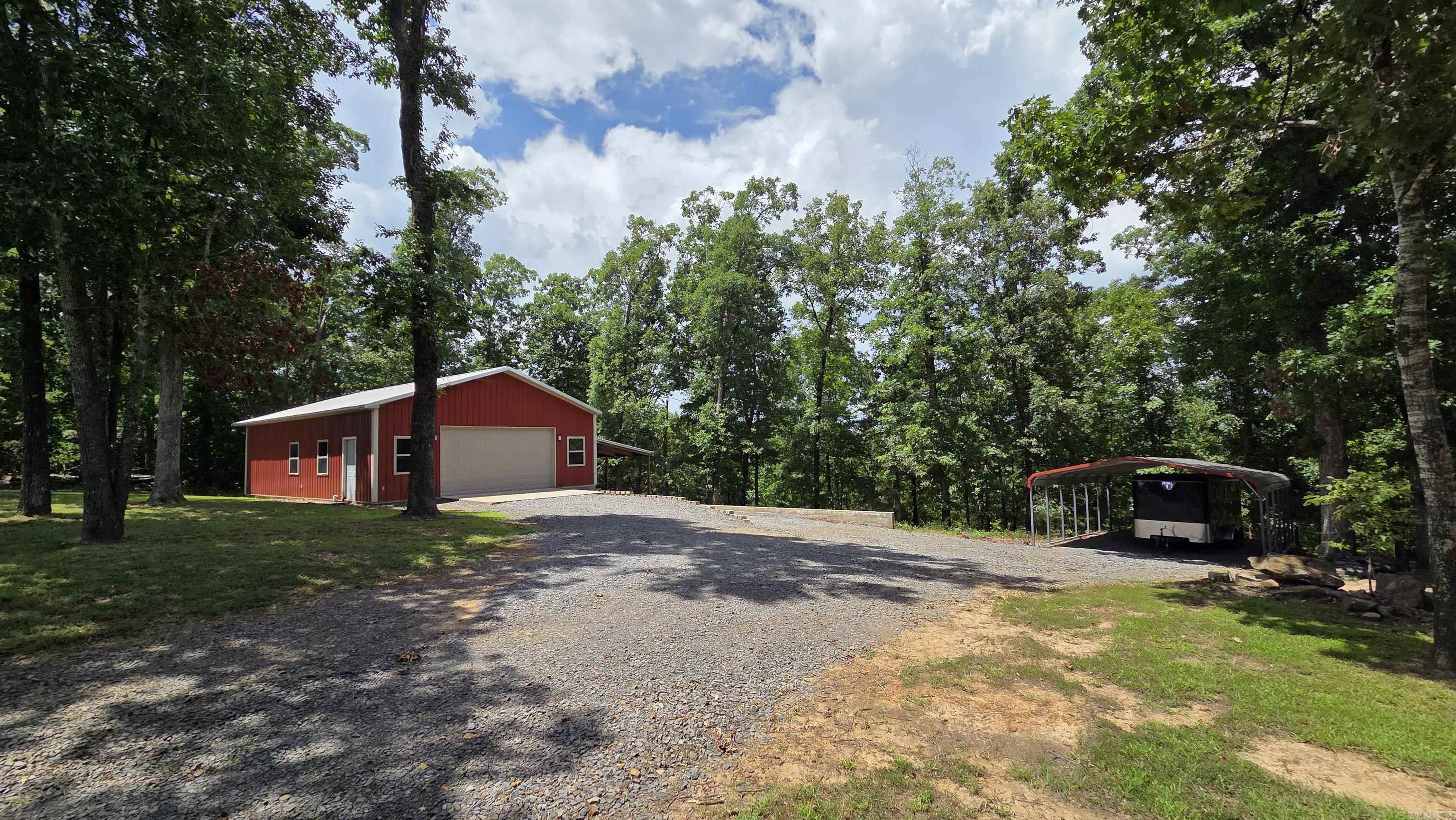 189 Watersedge Lane Property Photo 15