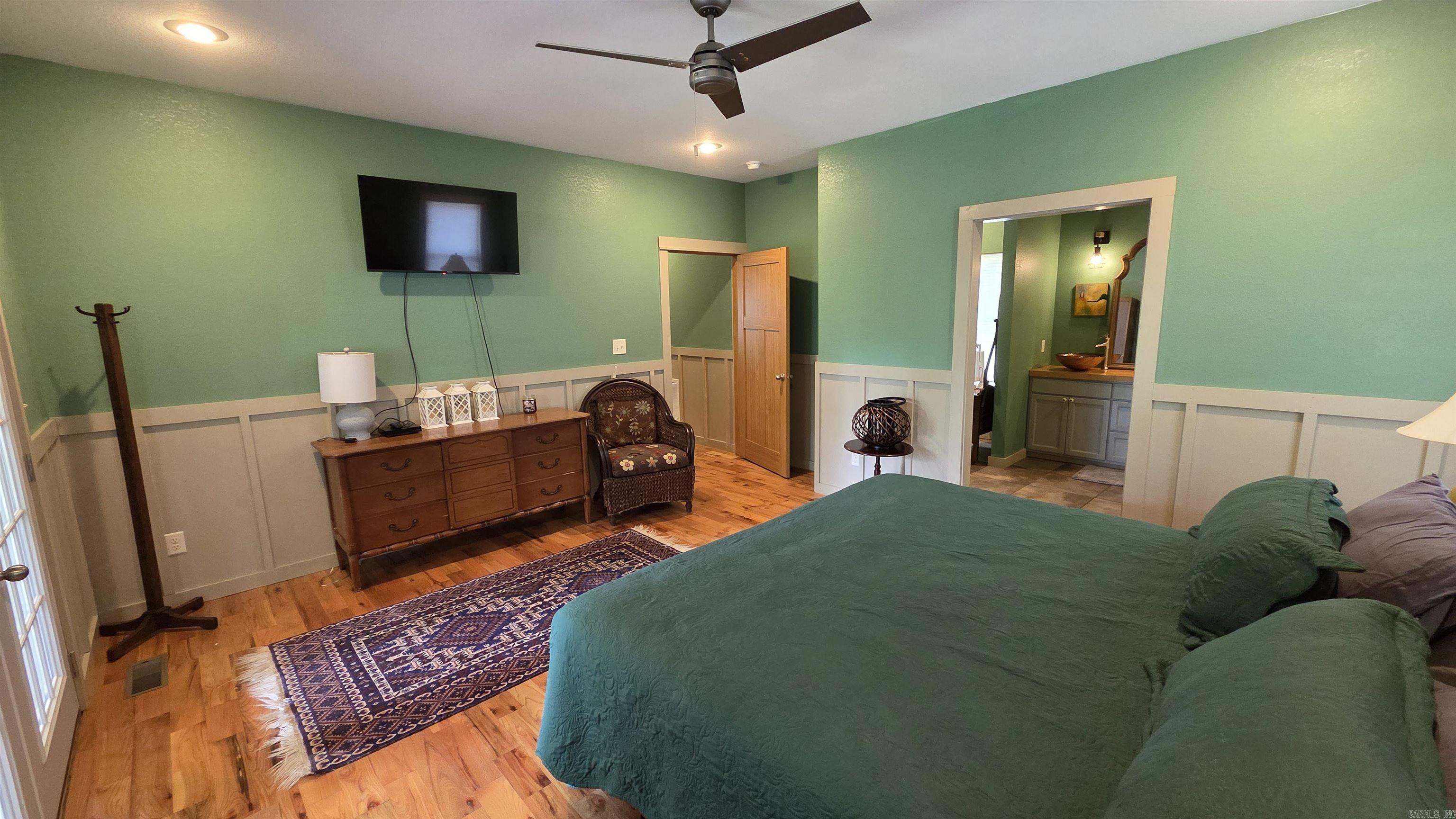 189 Watersedge Lane Property Photo 23