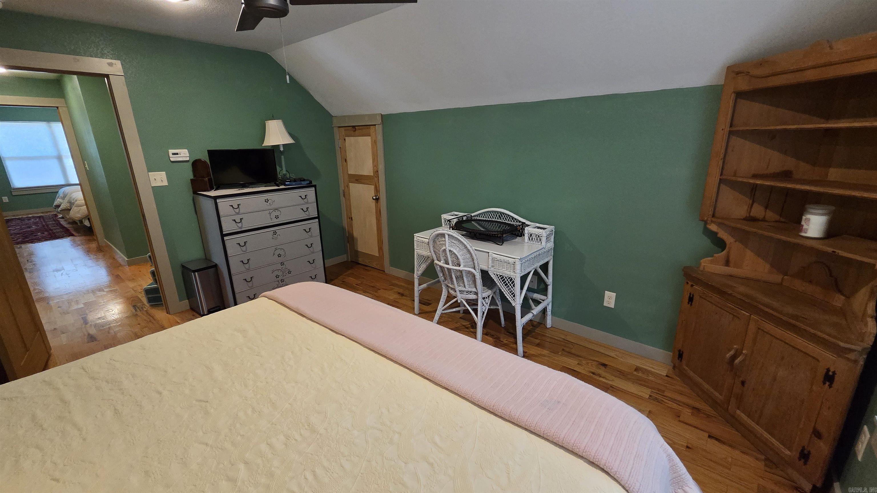189 Watersedge Lane Property Photo 31