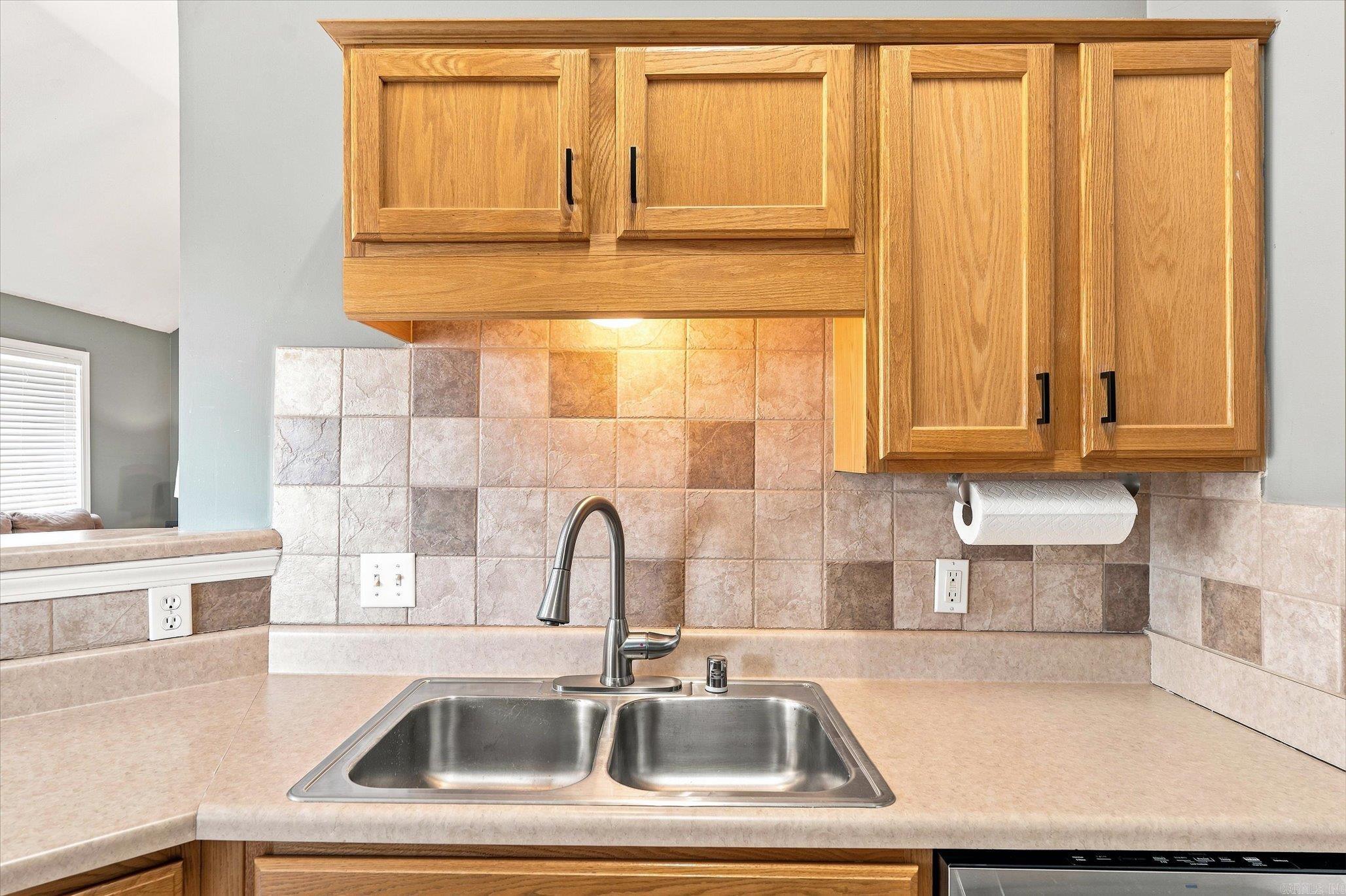 2108 Quarry Cove Property Photo 11