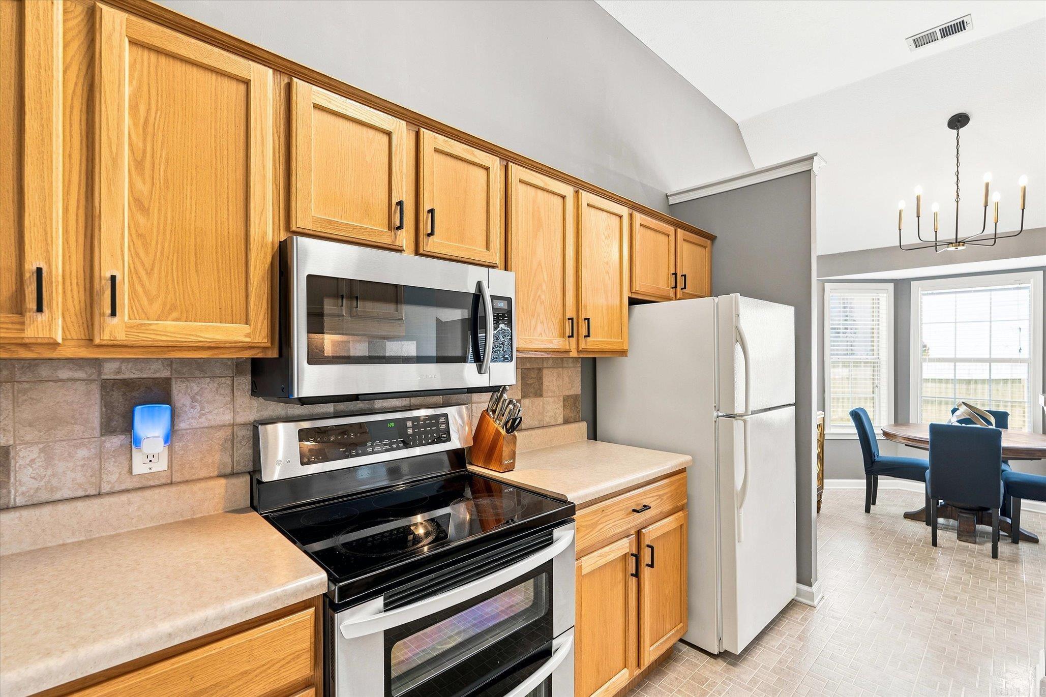 2108 Quarry Cove Property Photo 15