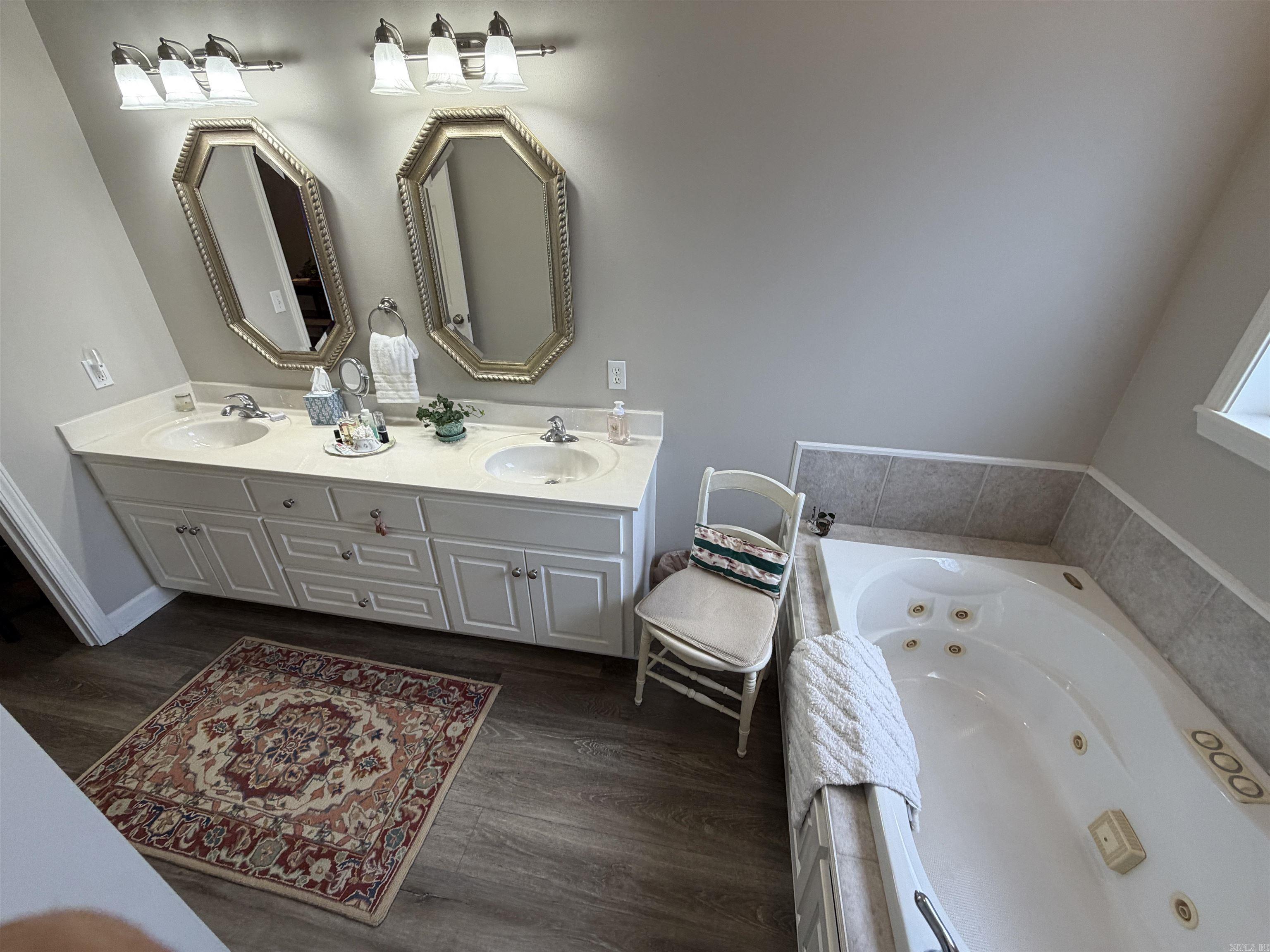 906 Eagle Bay Drive Property Photo 28