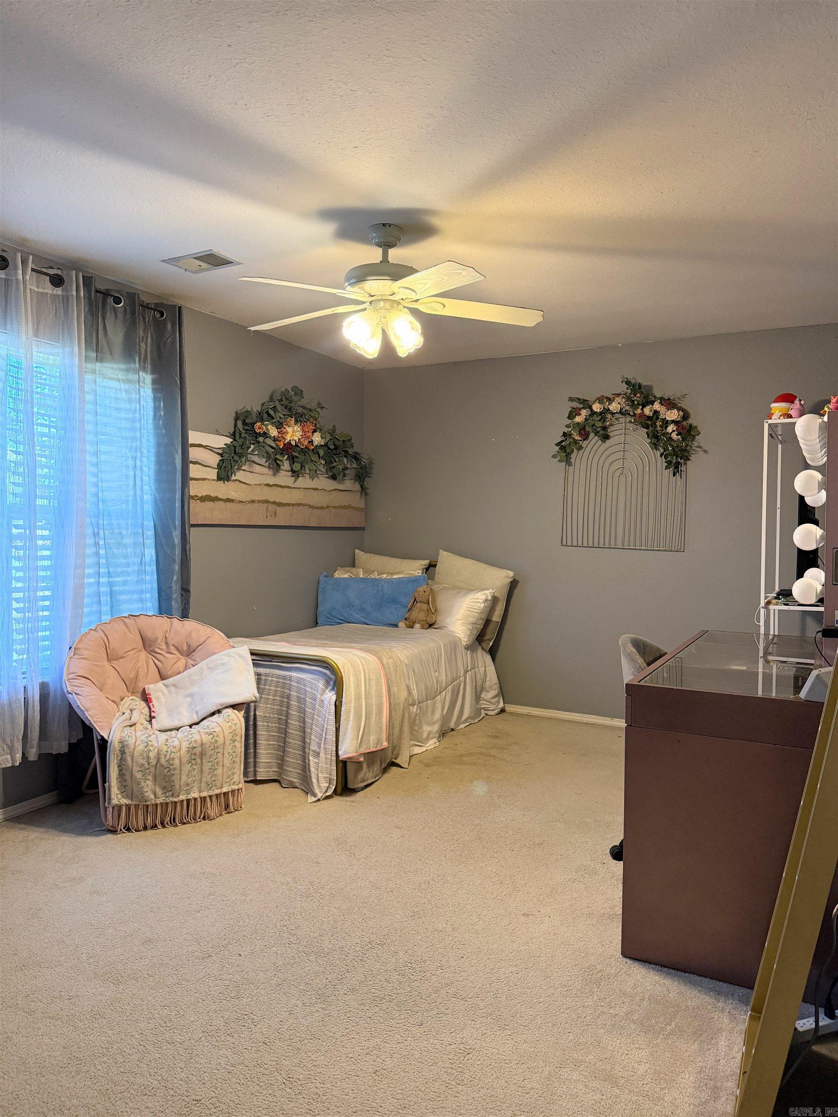 300 Cherokee Lane Property Photo 20