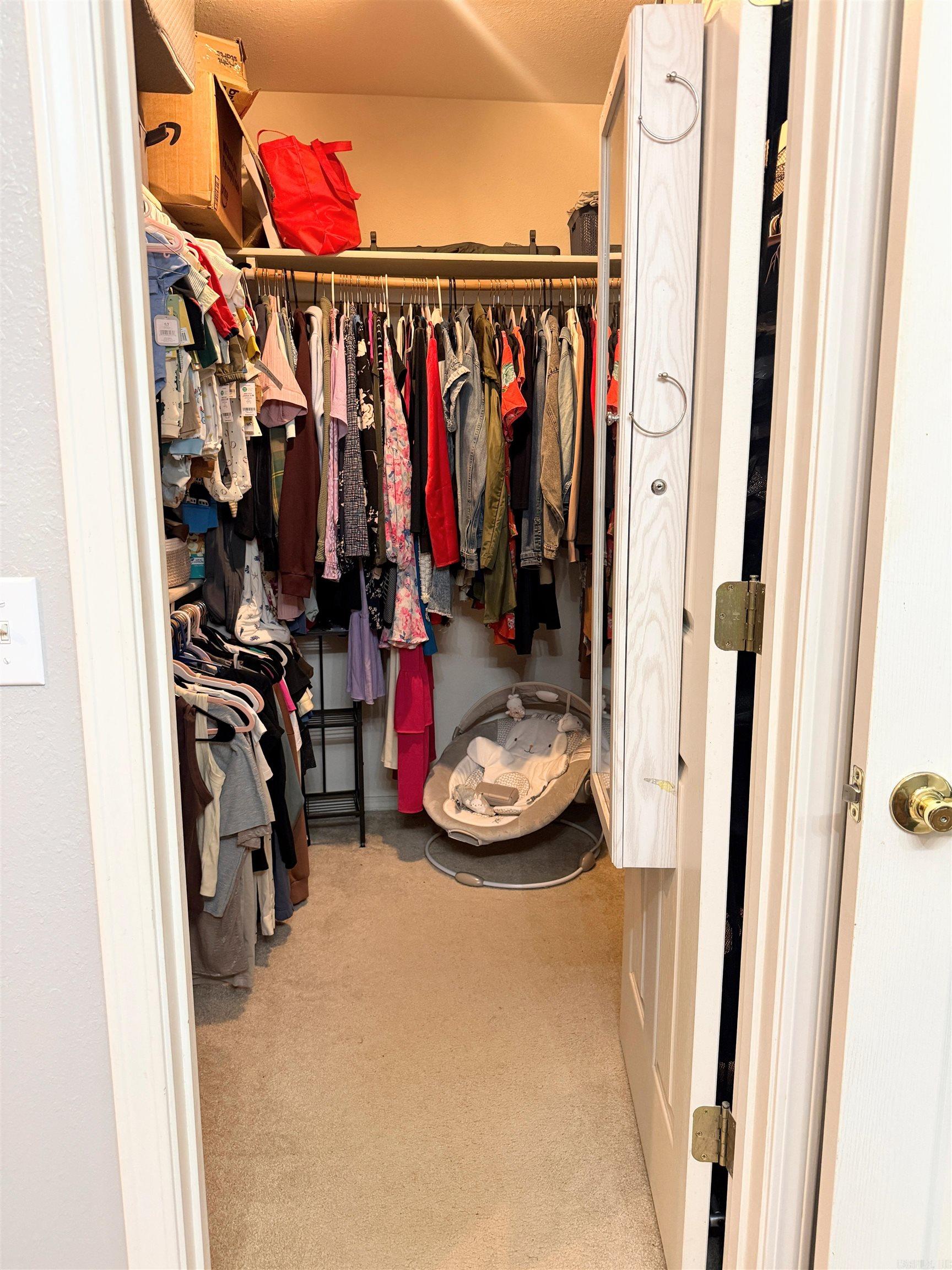 300 Cherokee Lane Property Photo 27
