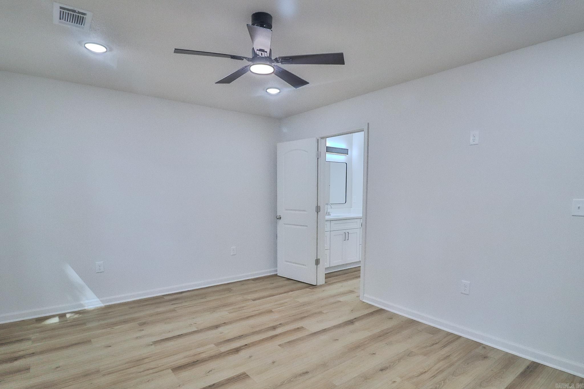 1207 Hunters Run Cove Property Photo 22
