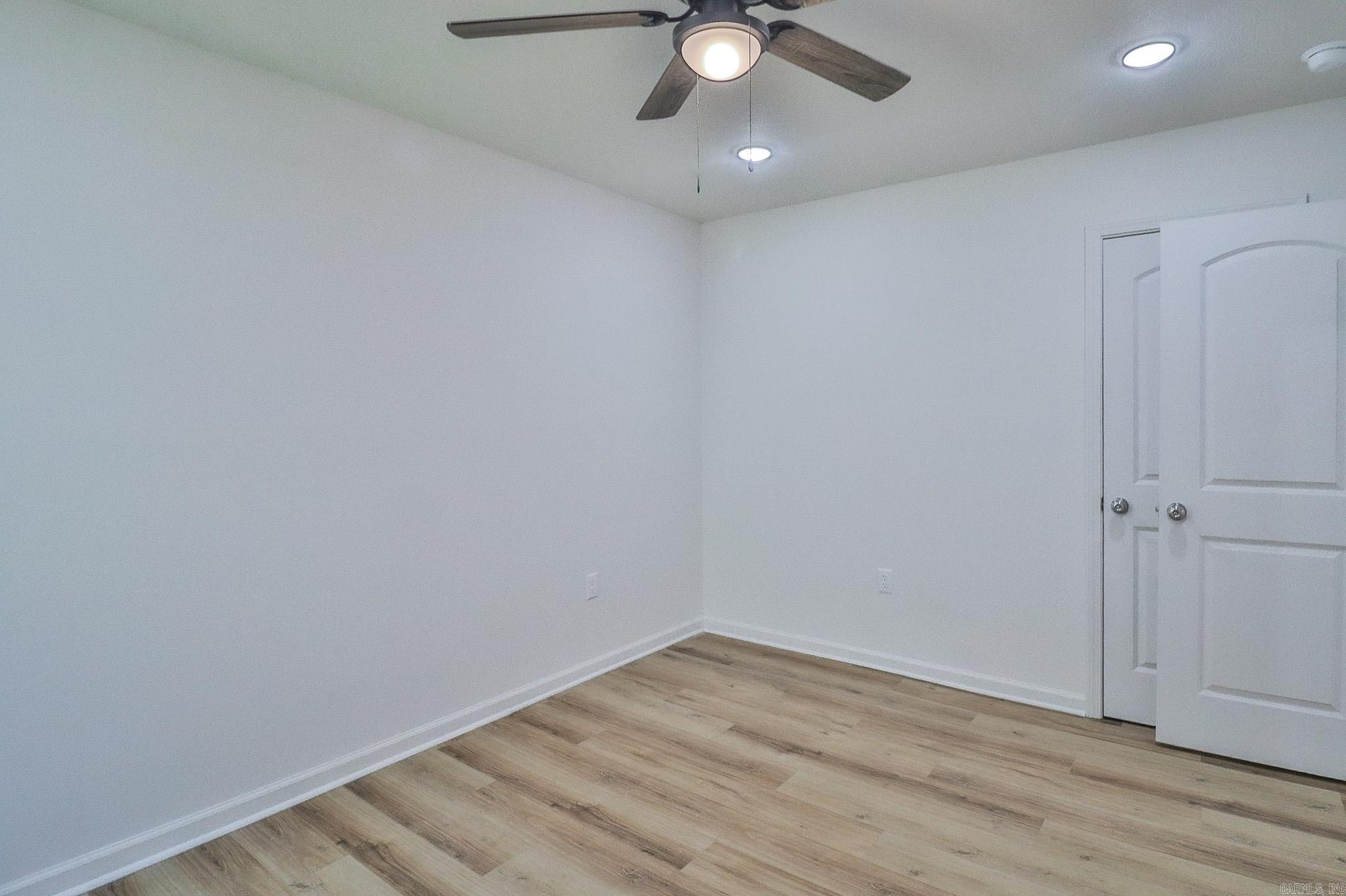 1207 Hunters Run Cove Property Photo 32