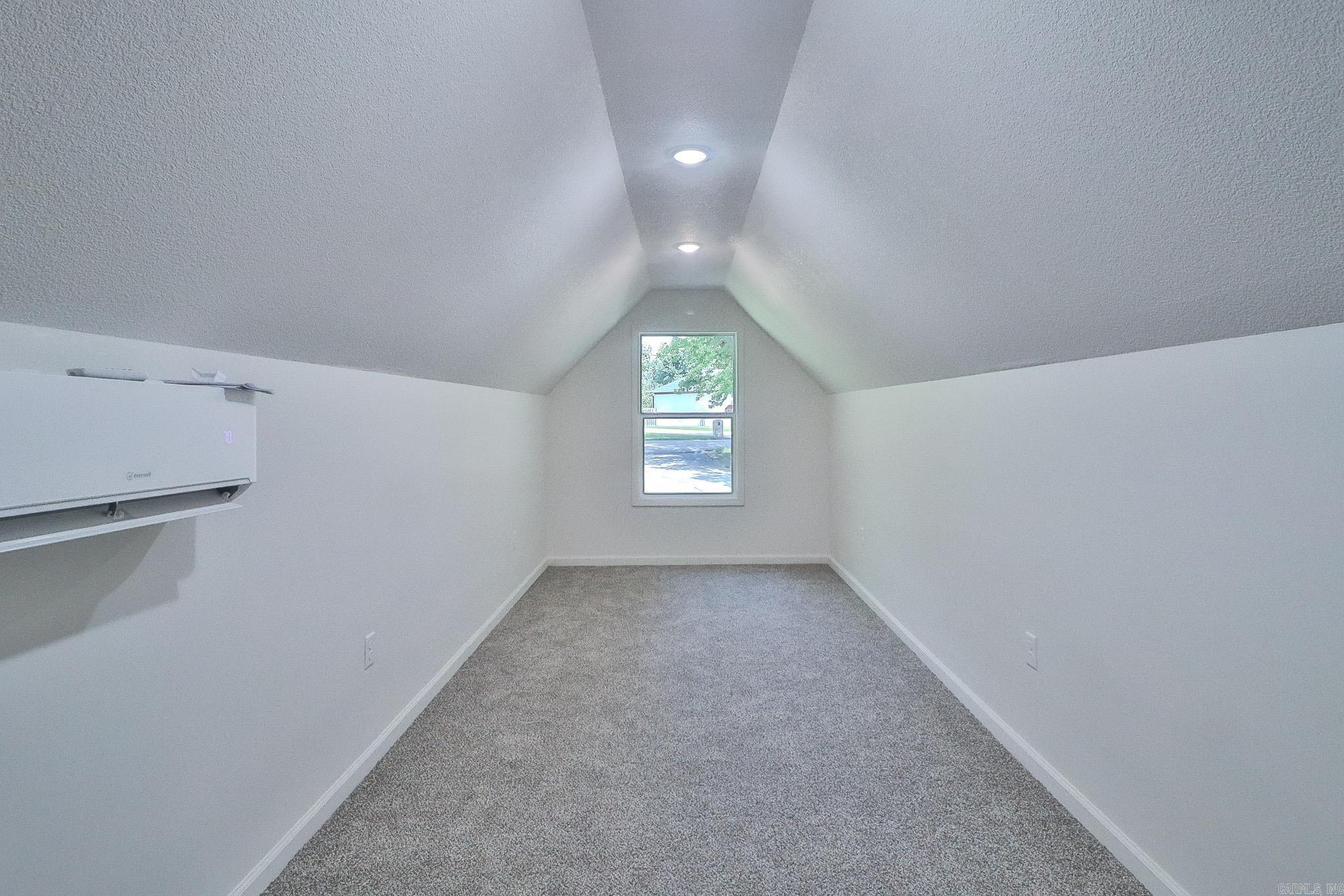1207 Hunters Run Cove Property Photo 33