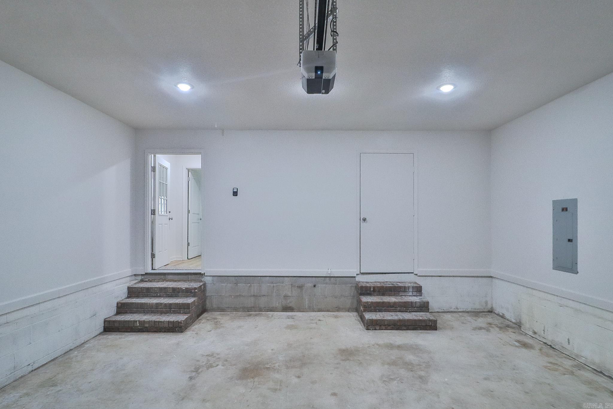 1207 Hunters Run Cove Property Photo 35