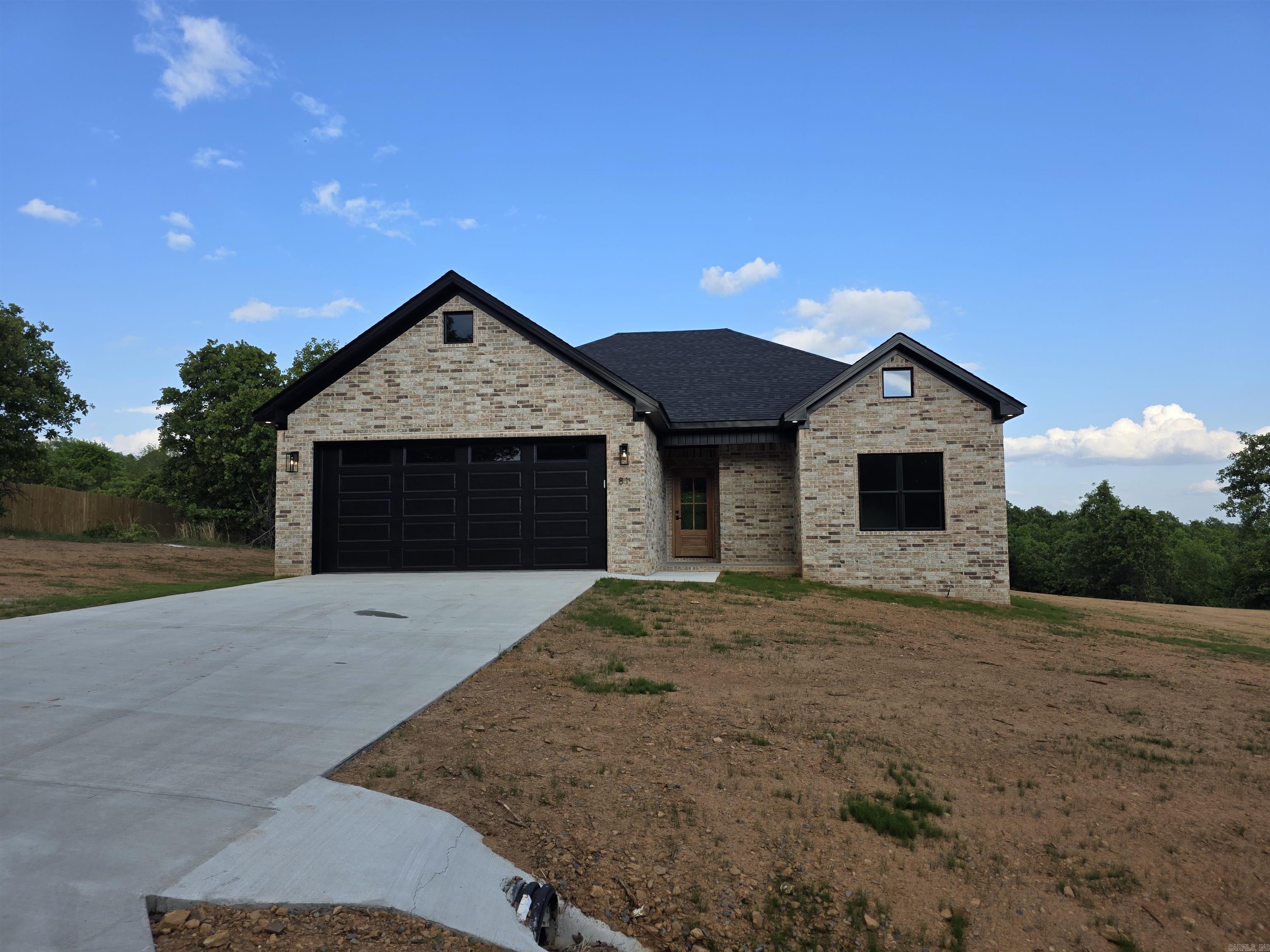 81 Summer Sky Drive Property Photo 1