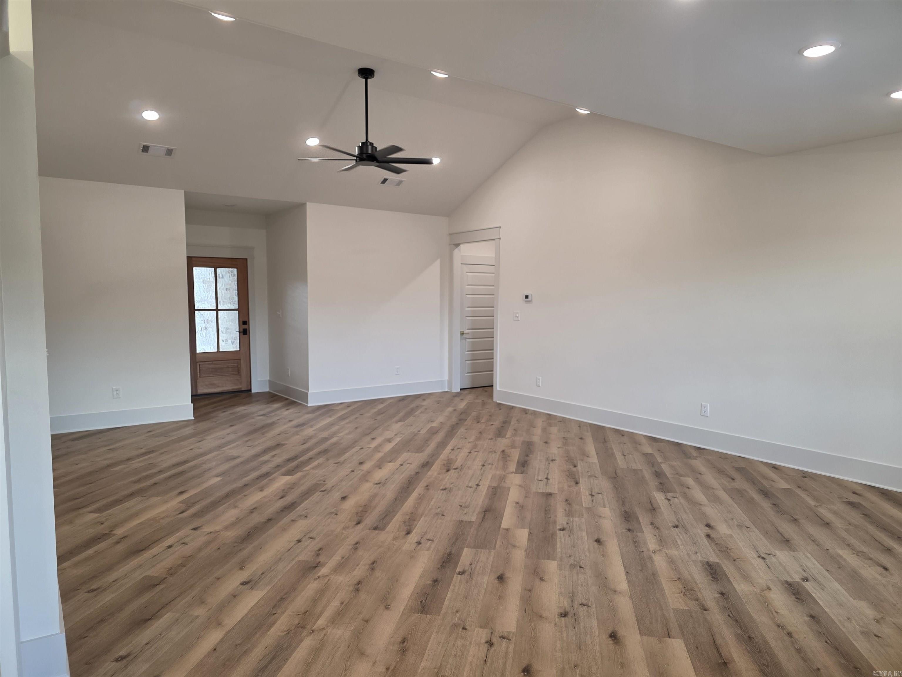81 Summer Sky Drive Property Photo 8