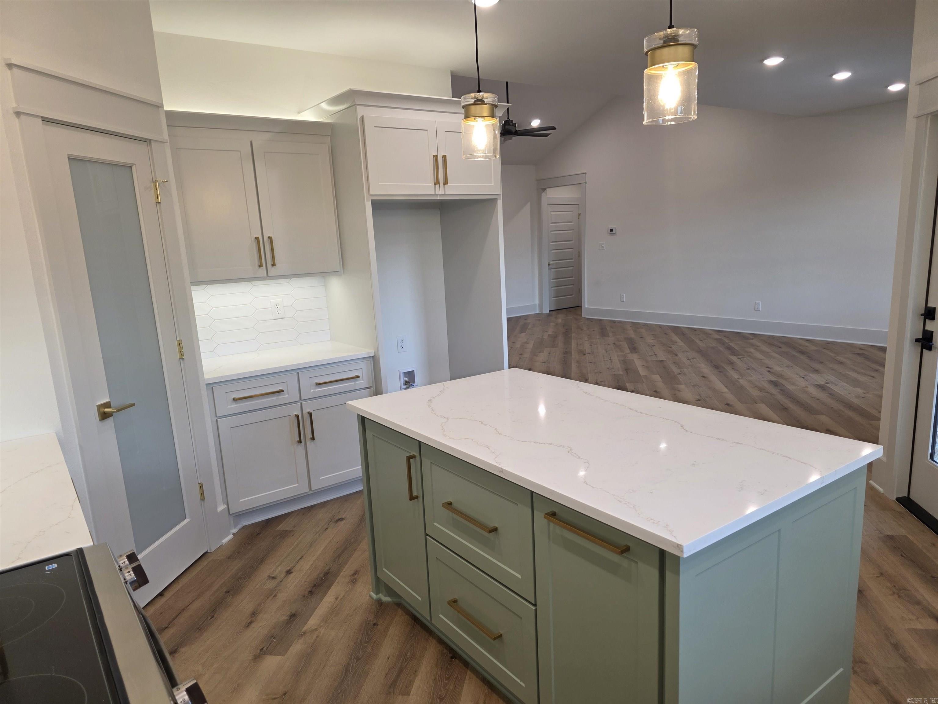 81 Summer Sky Drive Property Photo 15