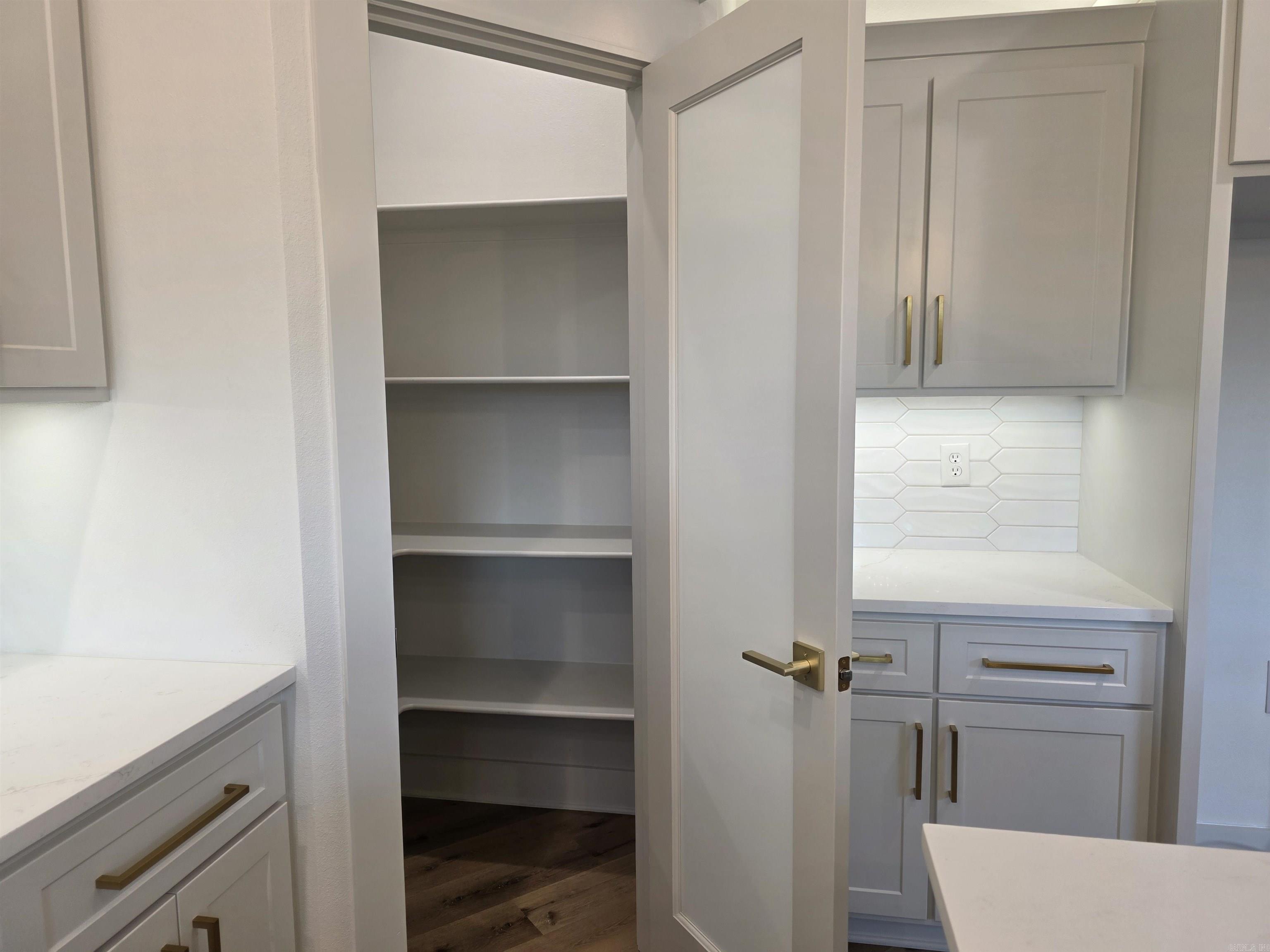 81 Summer Sky Drive Property Photo 16